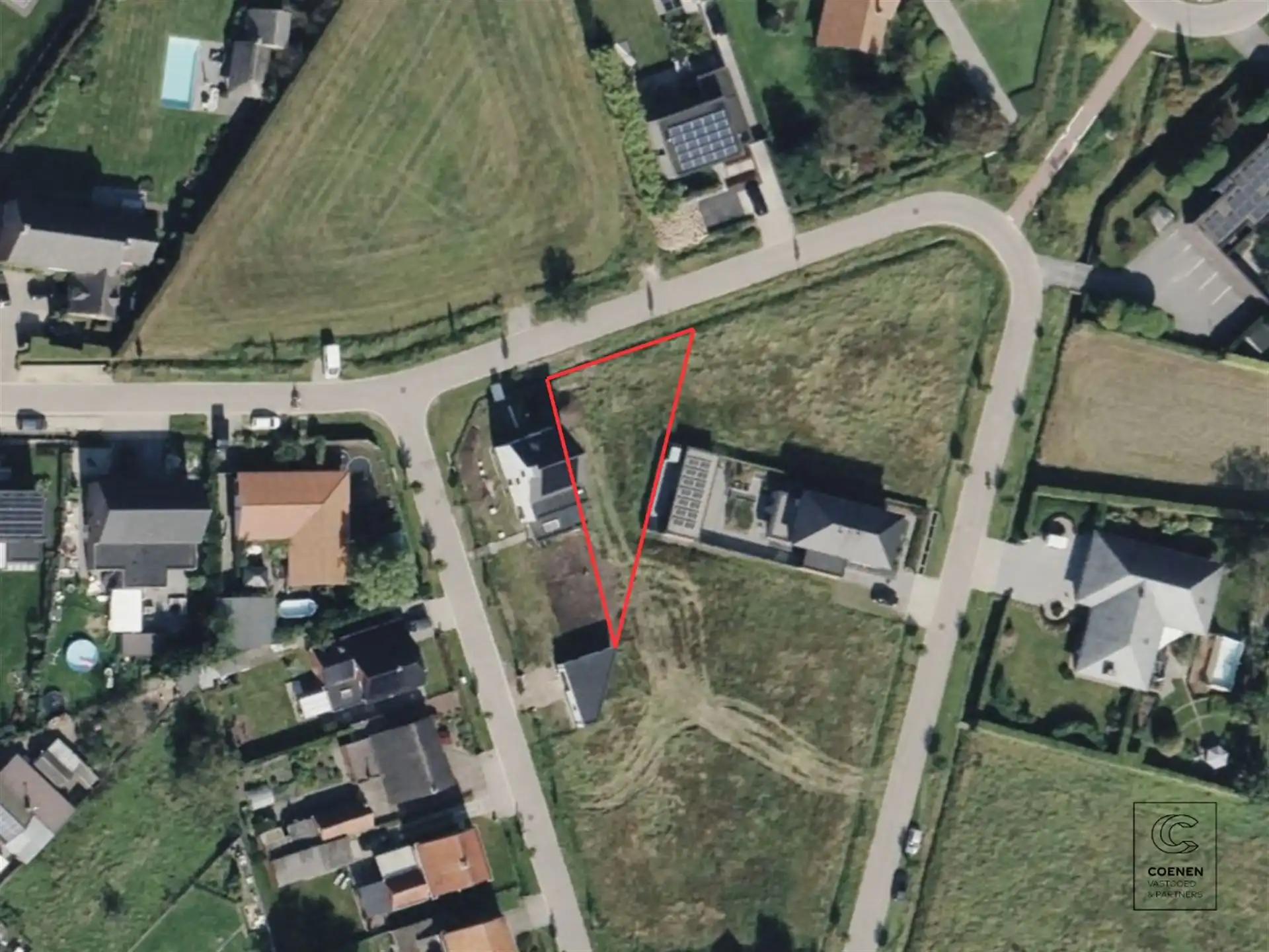 Bouwgrond van 443 m² voor HOB in rustige woonwijk! foto {{pictureIndex}}