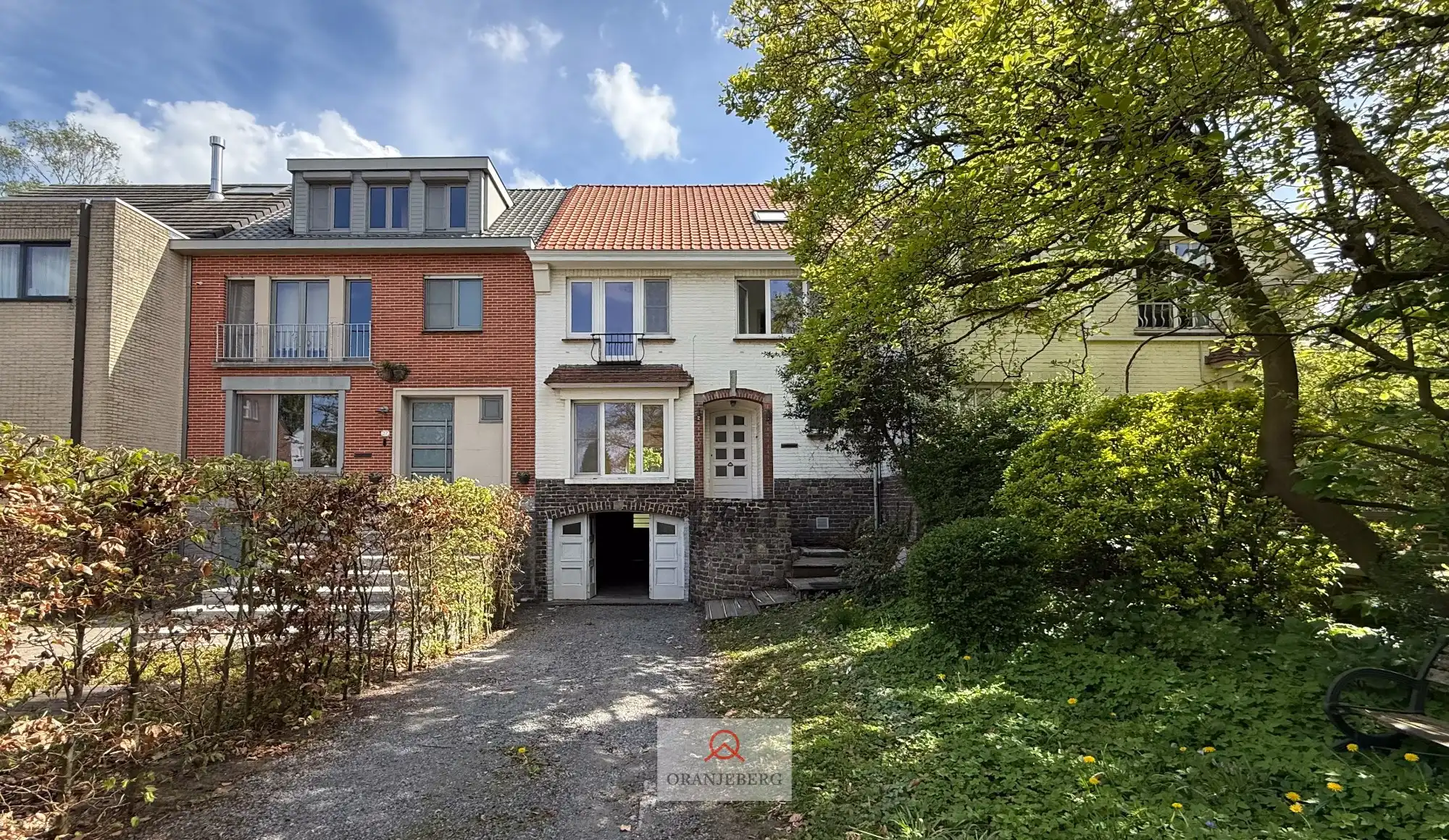 Rustig gelegen ruime woning vlakbij UZ Gent, De Sterre foto {{pictureIndex}}