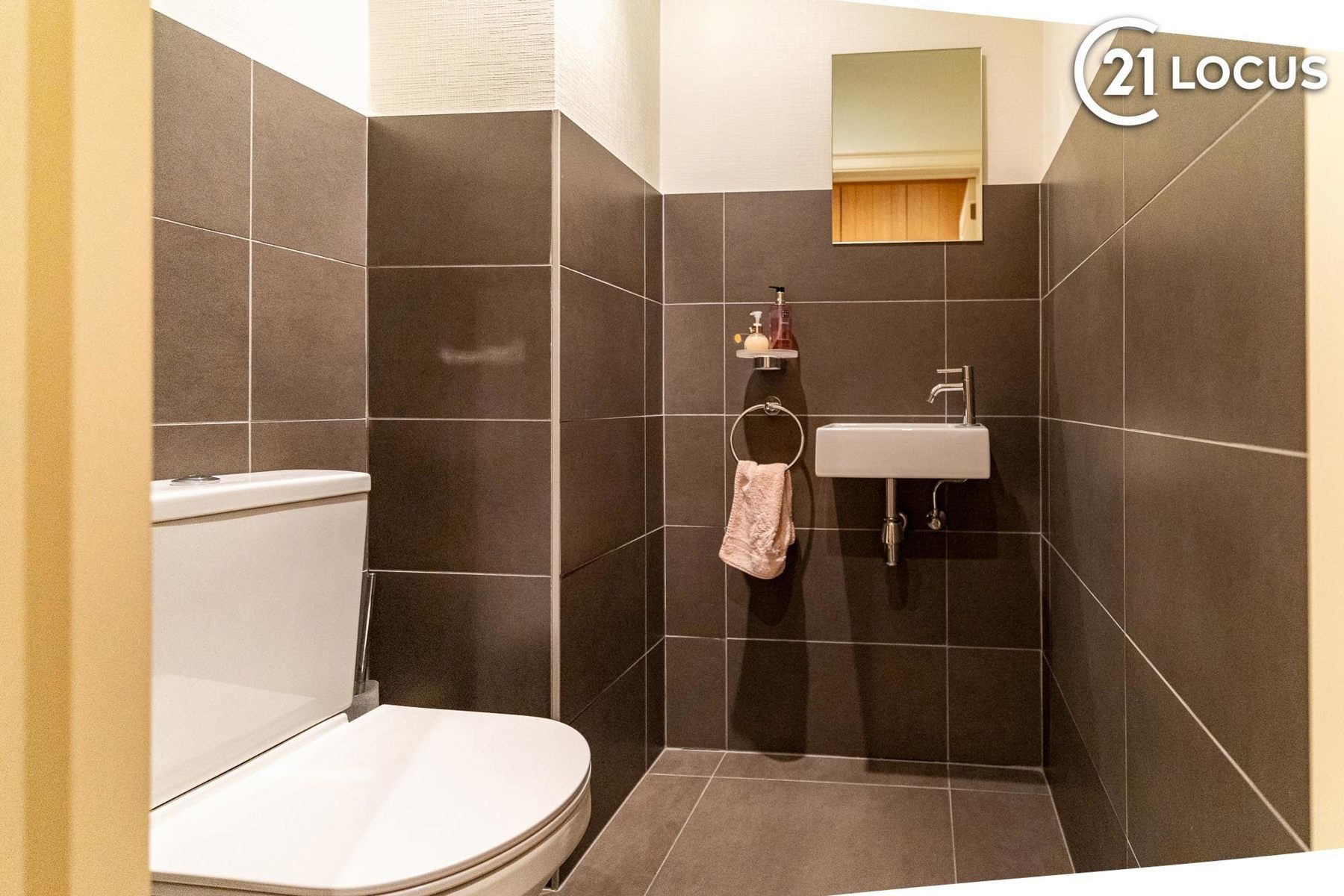 Penthouse Belsele – 192 m² Wooncomfort, 150 m² Zonnig Terras foto 21