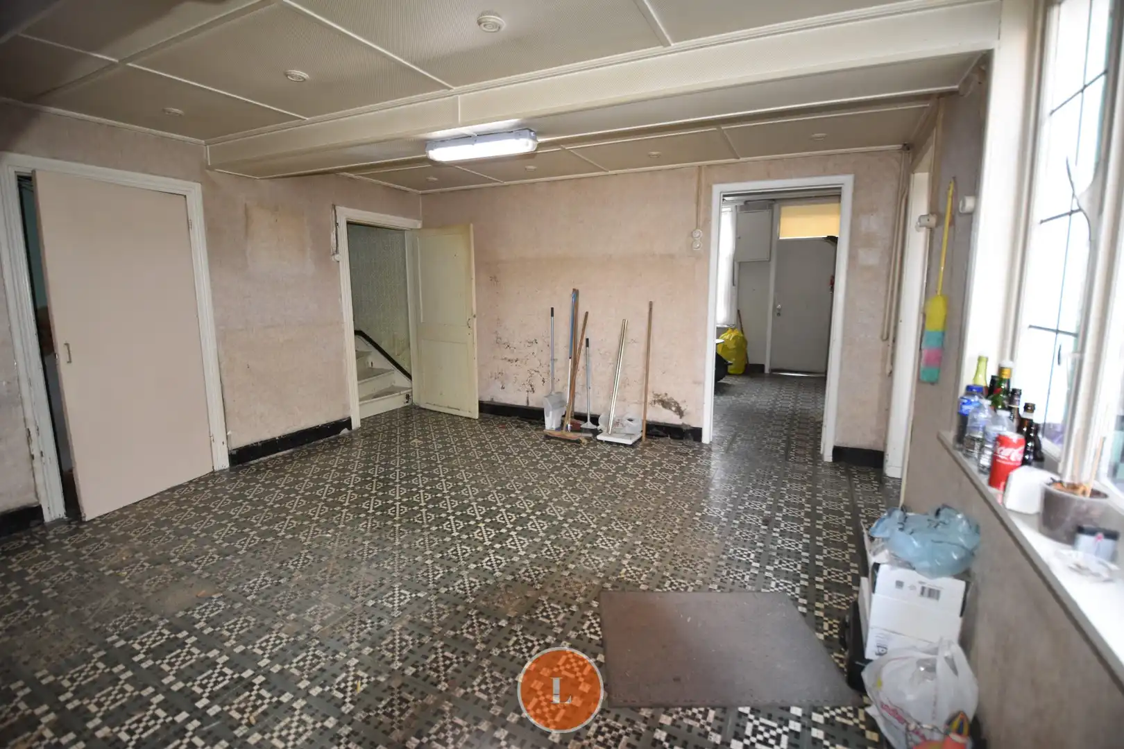 Te renoveren woning centrum Izegem foto 4