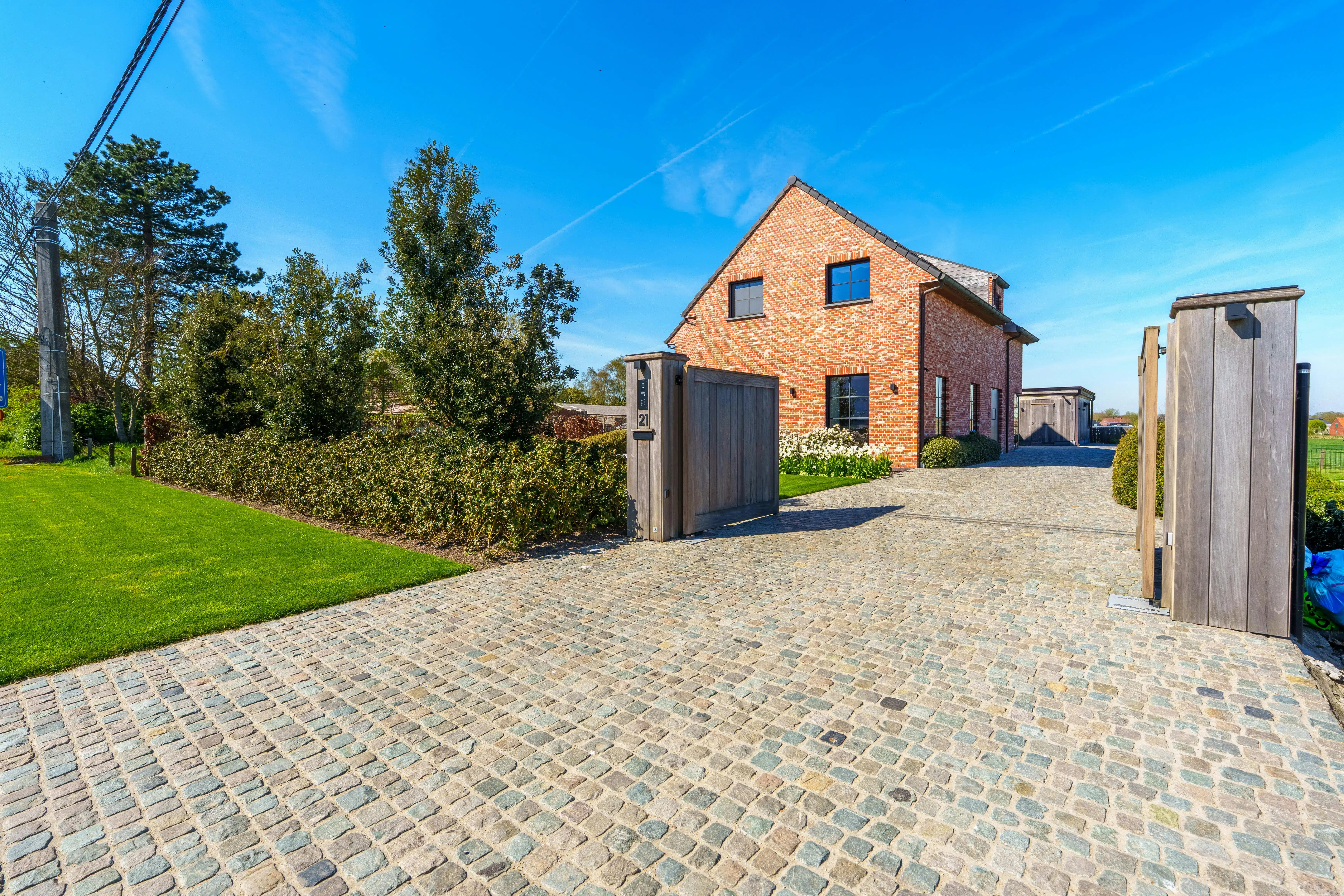 Exclusief Wonen: moderne, landelijke villa met mooi uitzicht foto 37