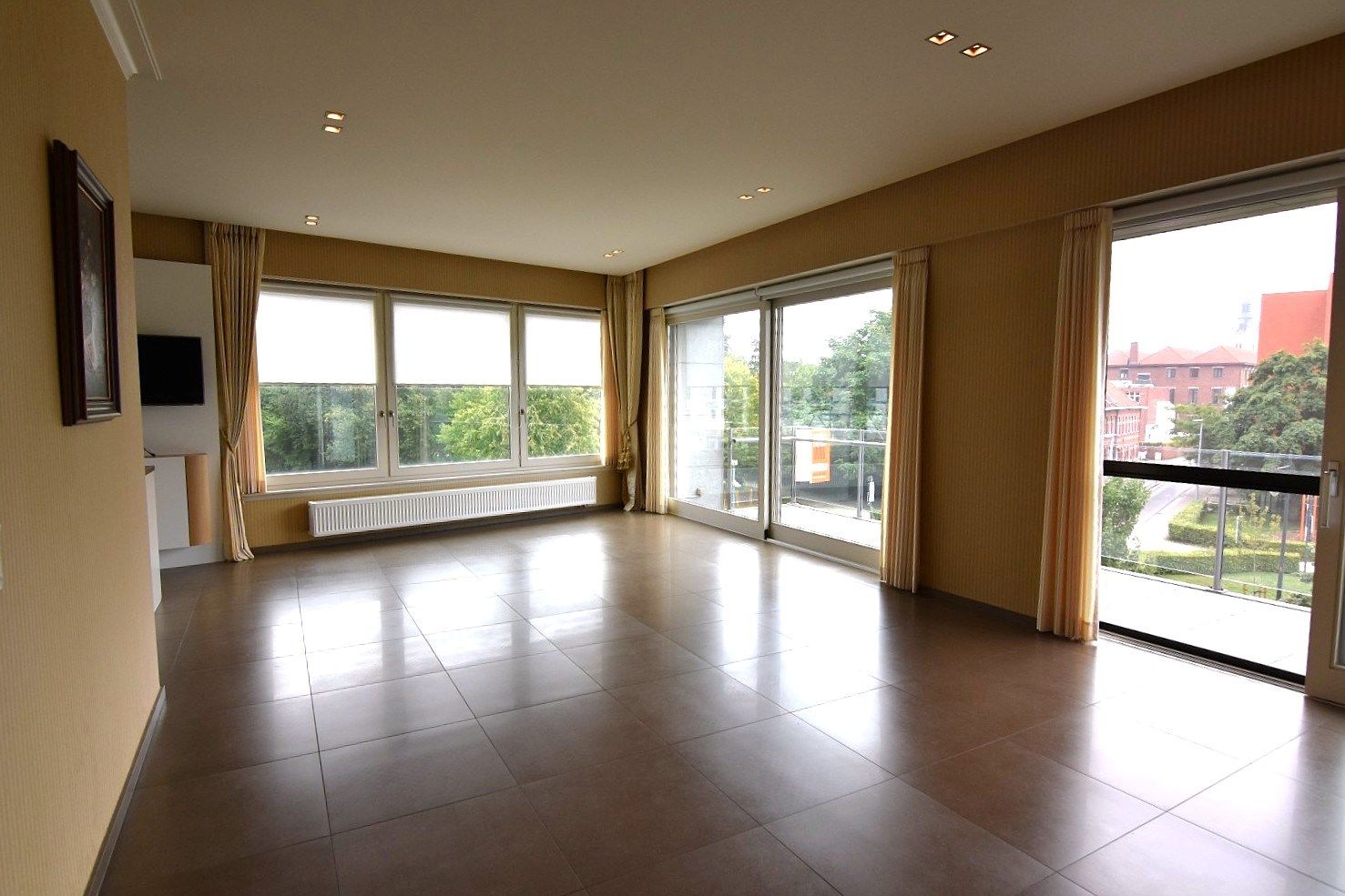 Luxe hoekappartement aan stadspark foto 6