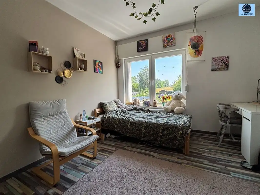 GERENOVEERDE WONING MET 3 SLAAPKAMERS foto 7