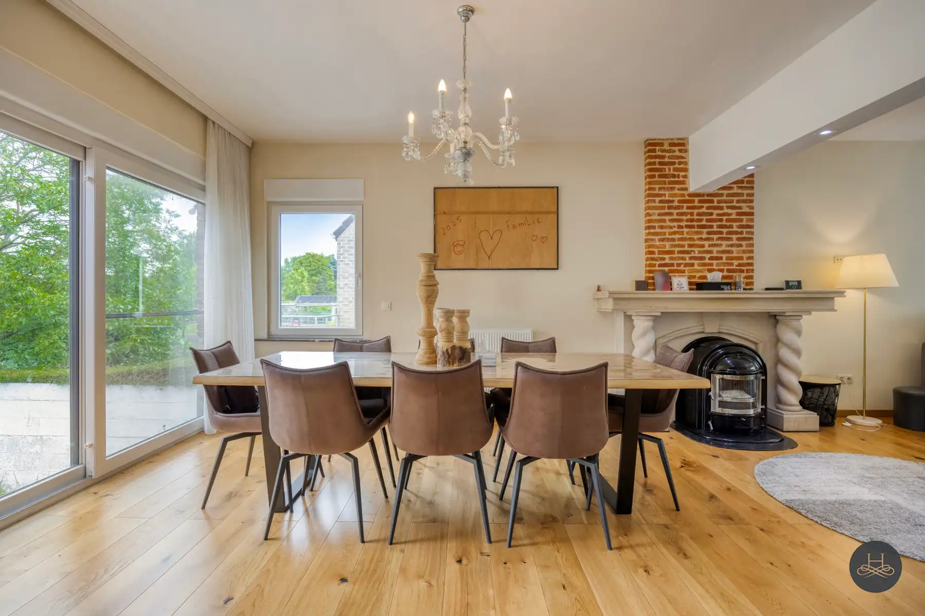 Hoogwaardig afgewerkte, ruime gezinswoning op toplocatie foto 4