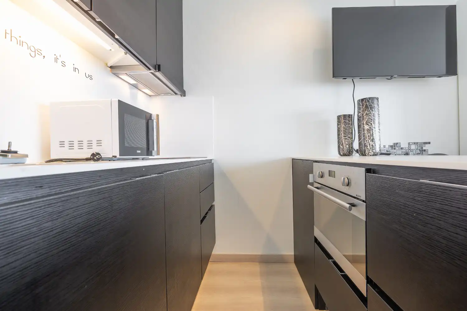 Gerenoveerde studio met frontaal zeezicht te koop in Middelkerke foto 12