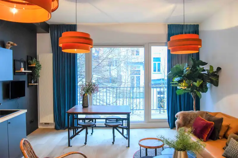 Trendy, gemeubeld appartement met 2 slpk in hartje Antwerpen foto {{pictureIndex}}