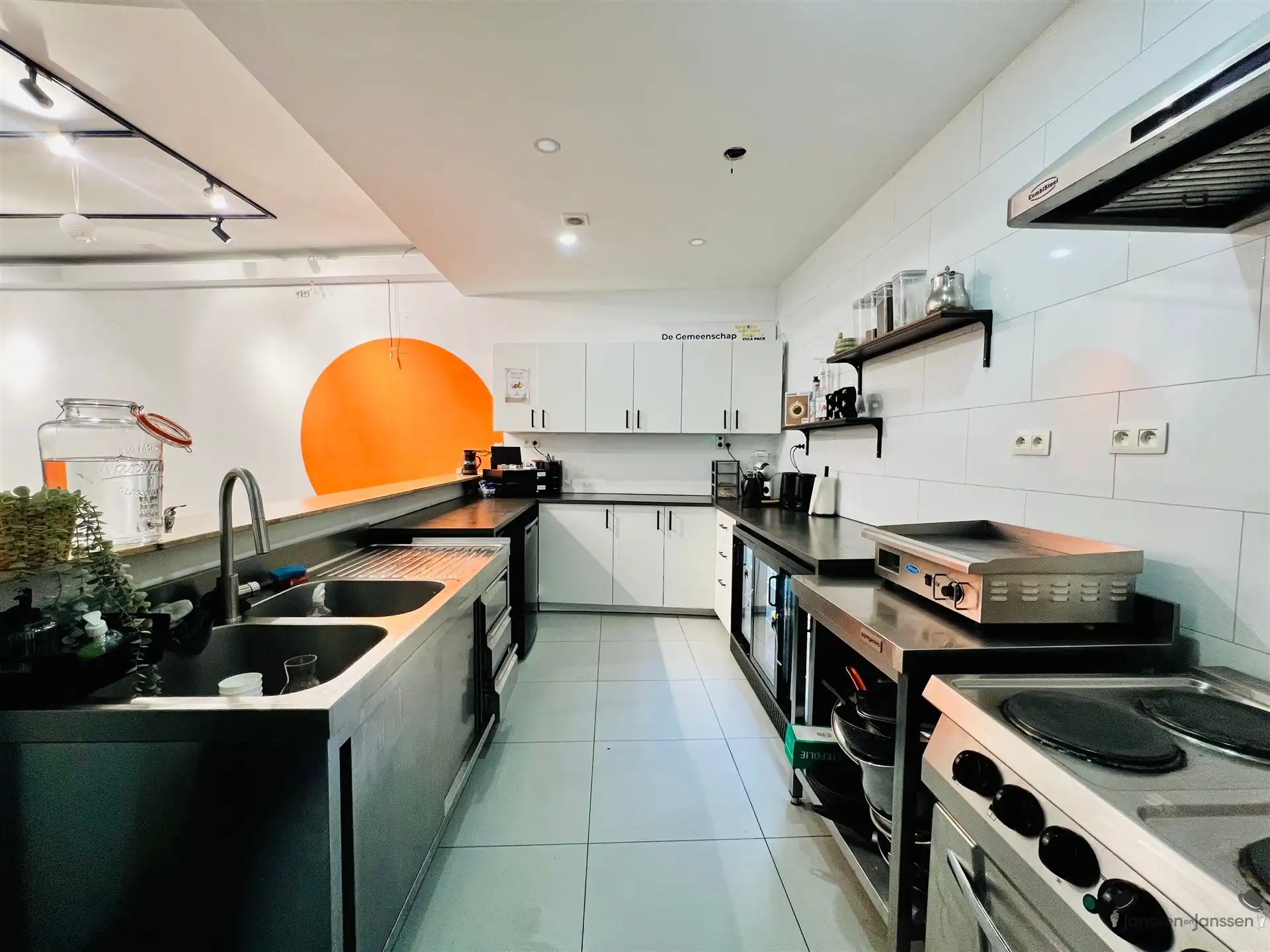 Bedrijfspand met multifuncitionele ruimtes foto 8