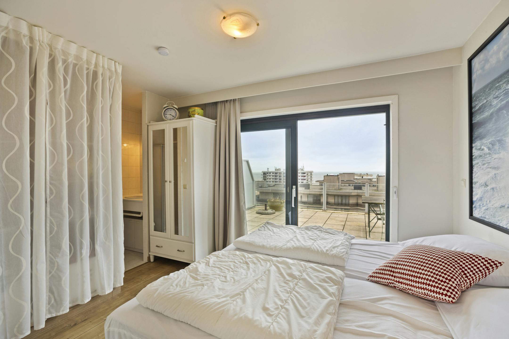 Twee penthouses met ruime terrassen en garage in De Panne foto 36