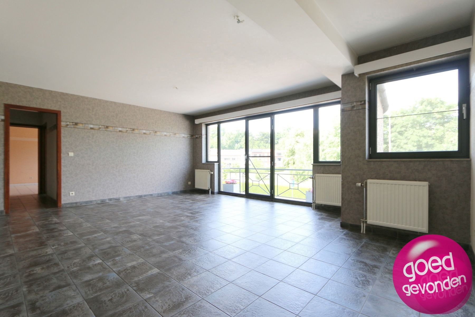 APP - 2 SLK - PARKING - KELDER - UITSTEKENDE LIGGING foto 2