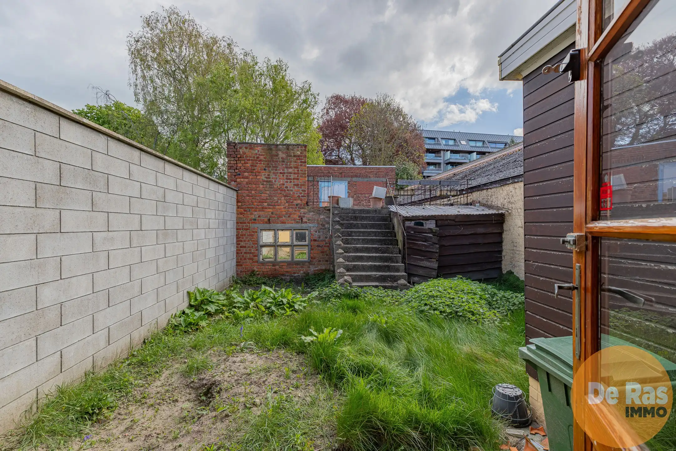 WETTEREN - Karaktervolle woning met 3 kamers in het centrum foto 19