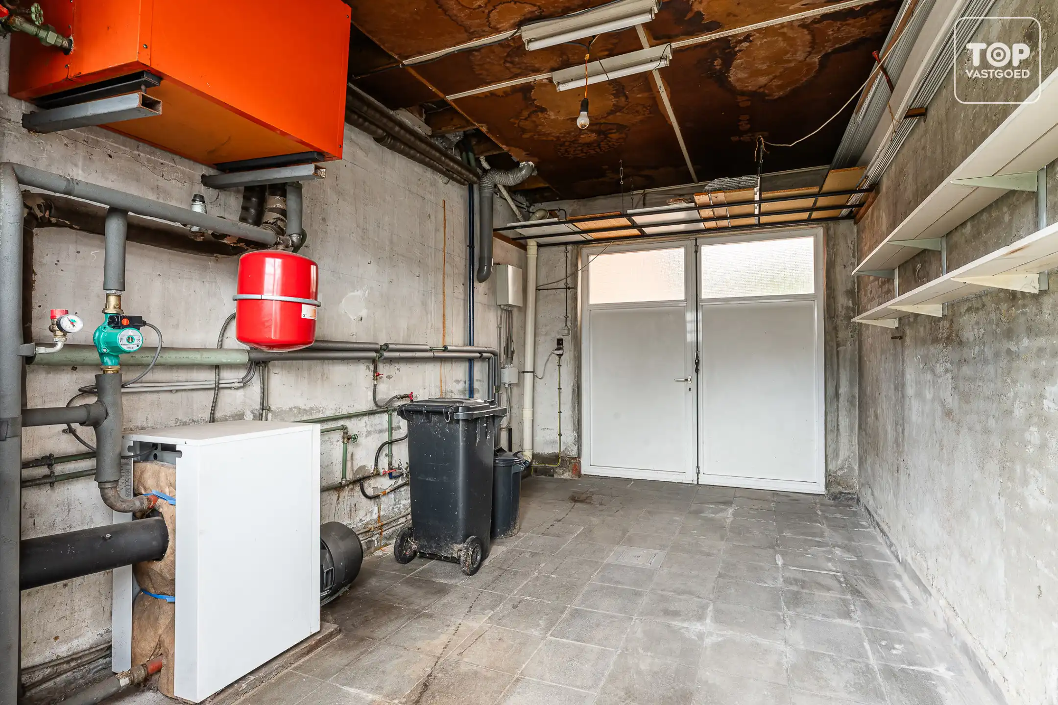 Te renoveren halfopen bebouwing met 3 slaapkamers, garage en ruime tuin op perceel van +-600 m² foto 20