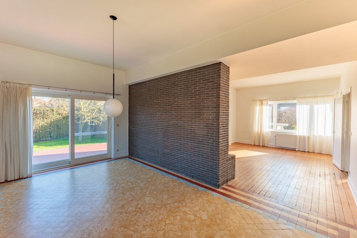 Unieke villa in groene omgeving foto 8