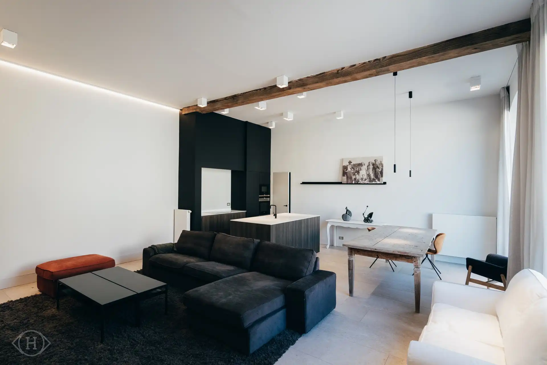 Uniek éénslaapkamer appartement in gerenoveerde hoeve foto 3
