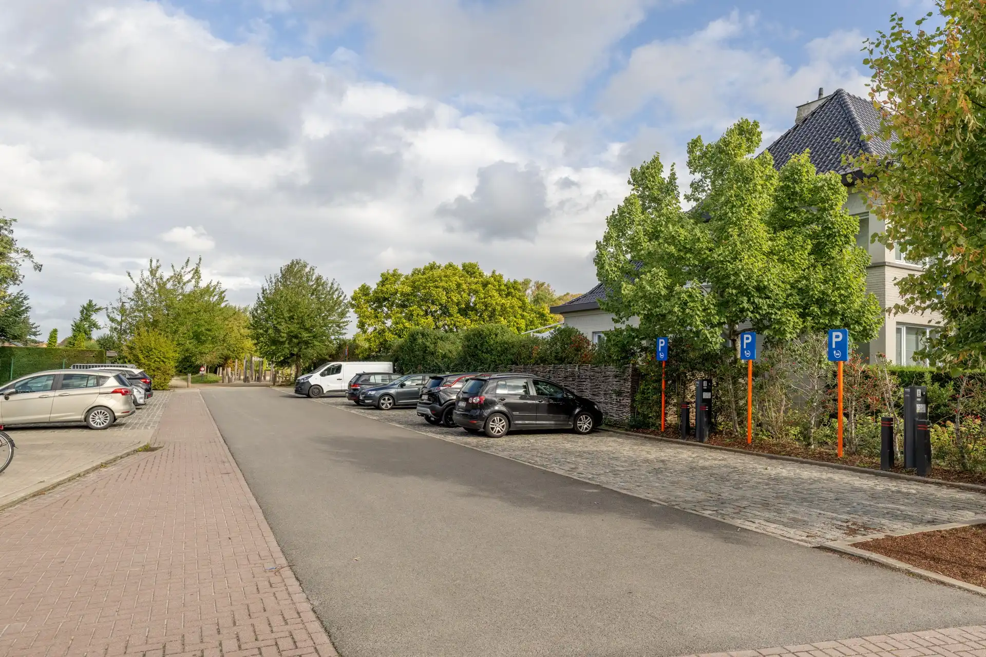 Prachtig wonen op een steenworp van het Kluisbos | extreem energiezuinig (E-peil 4) foto 2
