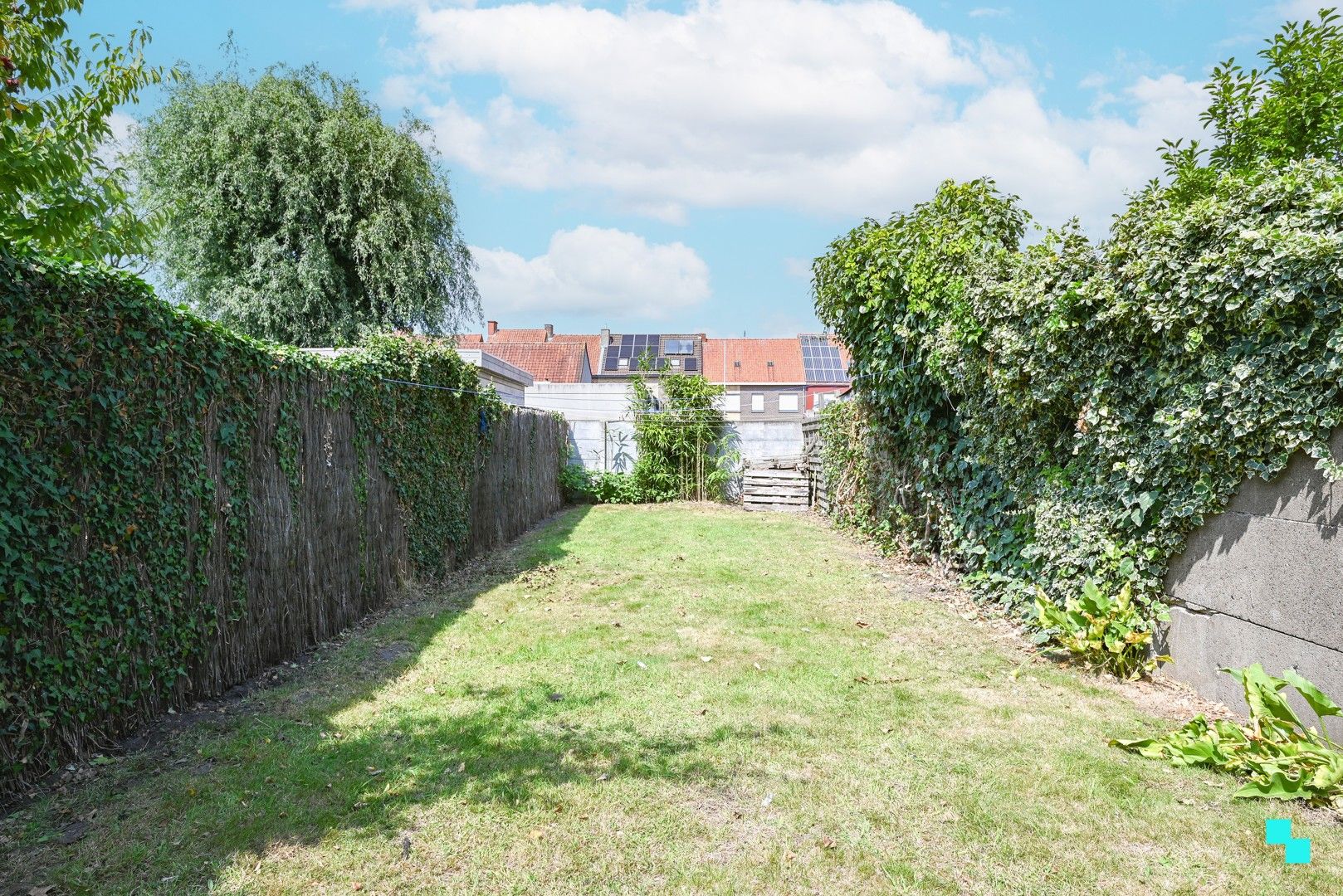Eéngezinswoning met stadstuin nabij centrum Roeselare. foto 12