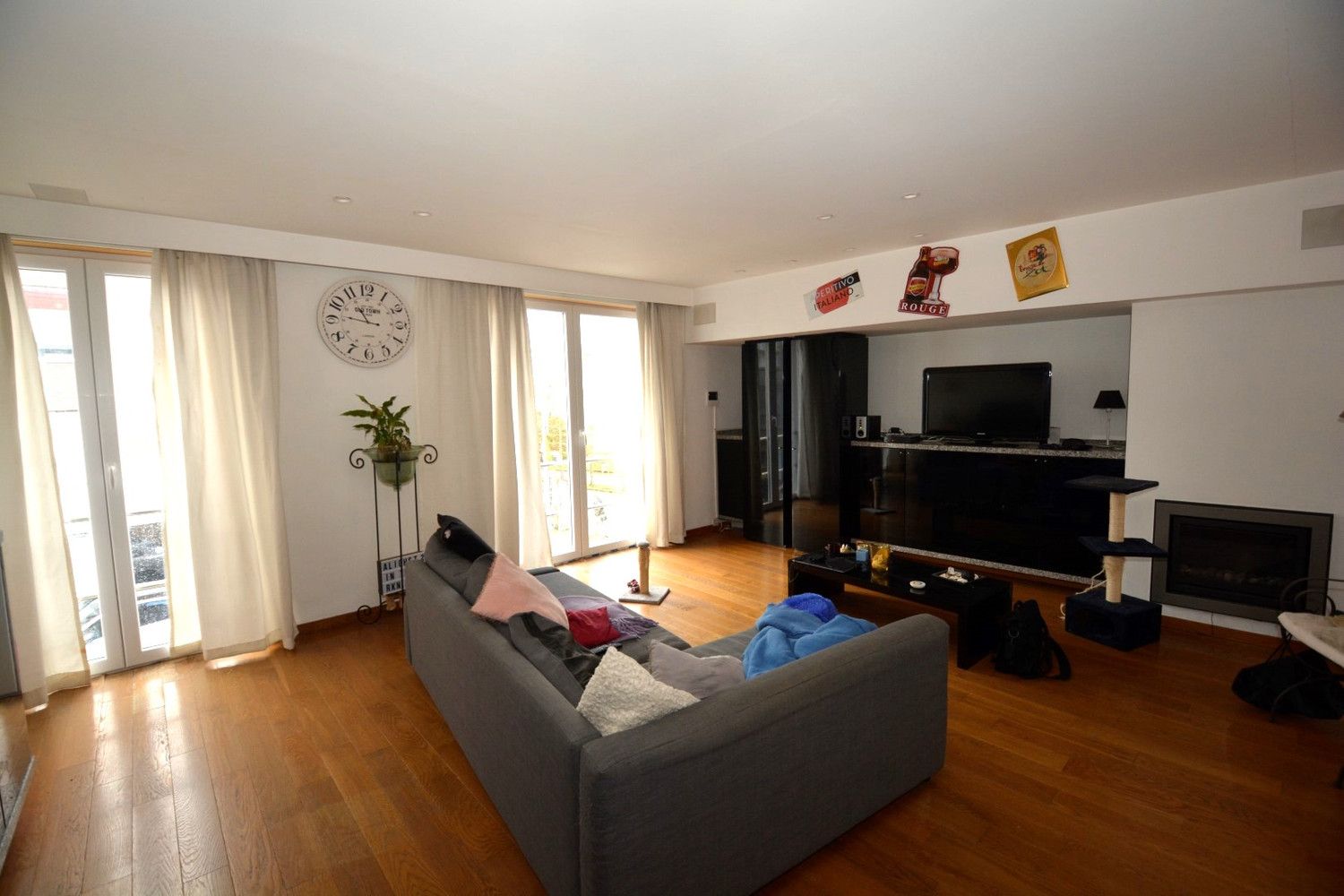 RUIM DUPLEX APPARTEMENT MET 2 SLK EN TERRAS! foto 4