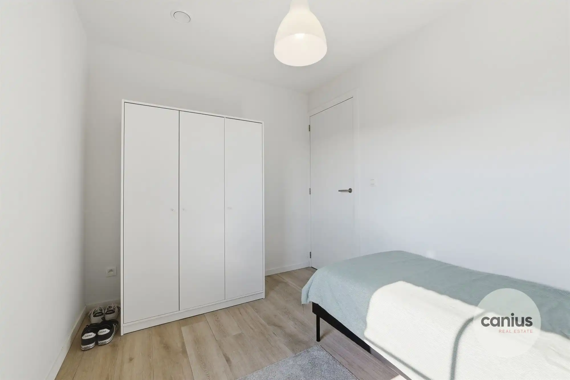 MODERNE WONING MET 3 SLKS & TUIN foto 14