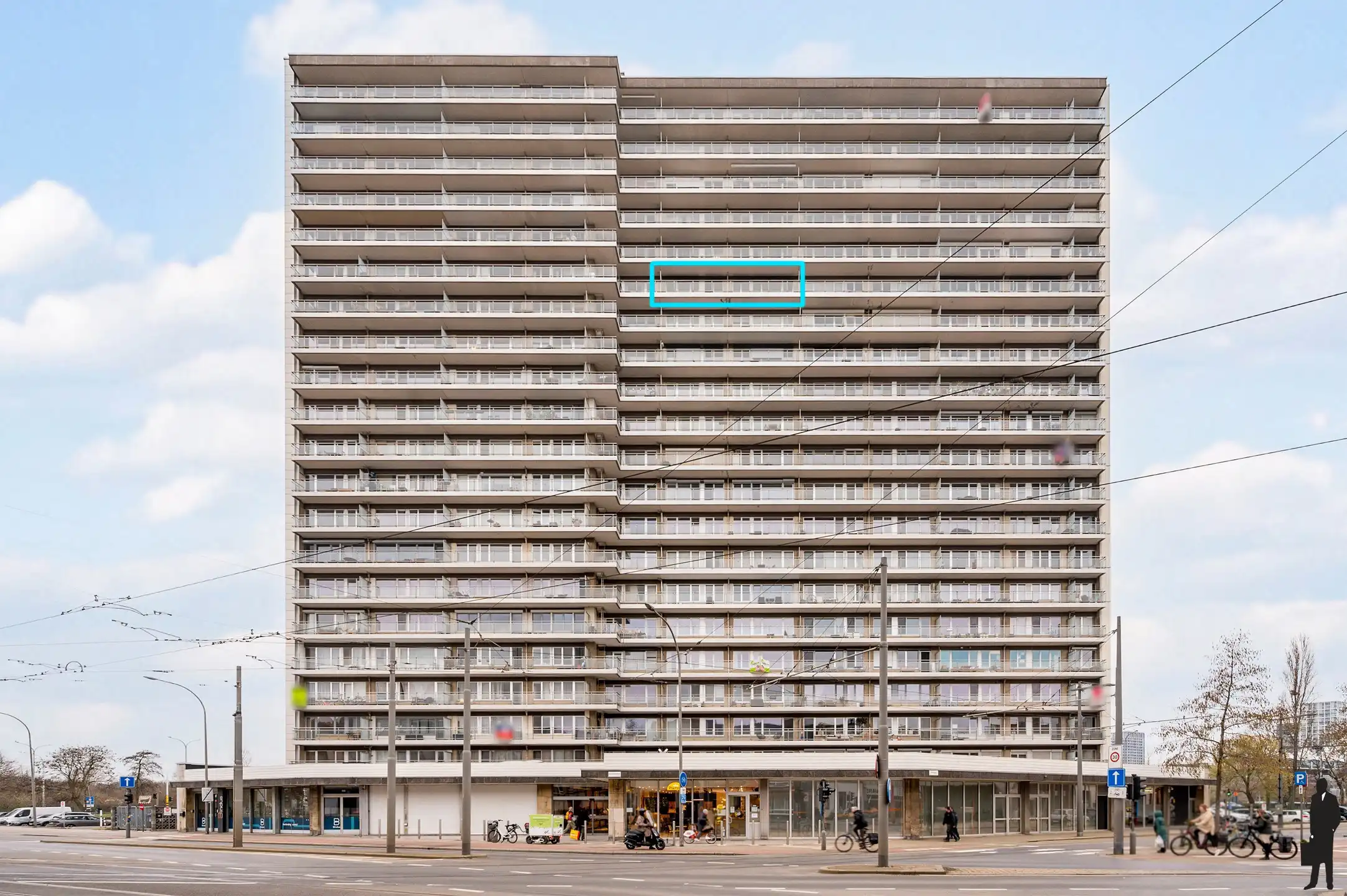 Instapklaar appartement met panoramisch uitzicht. foto 14