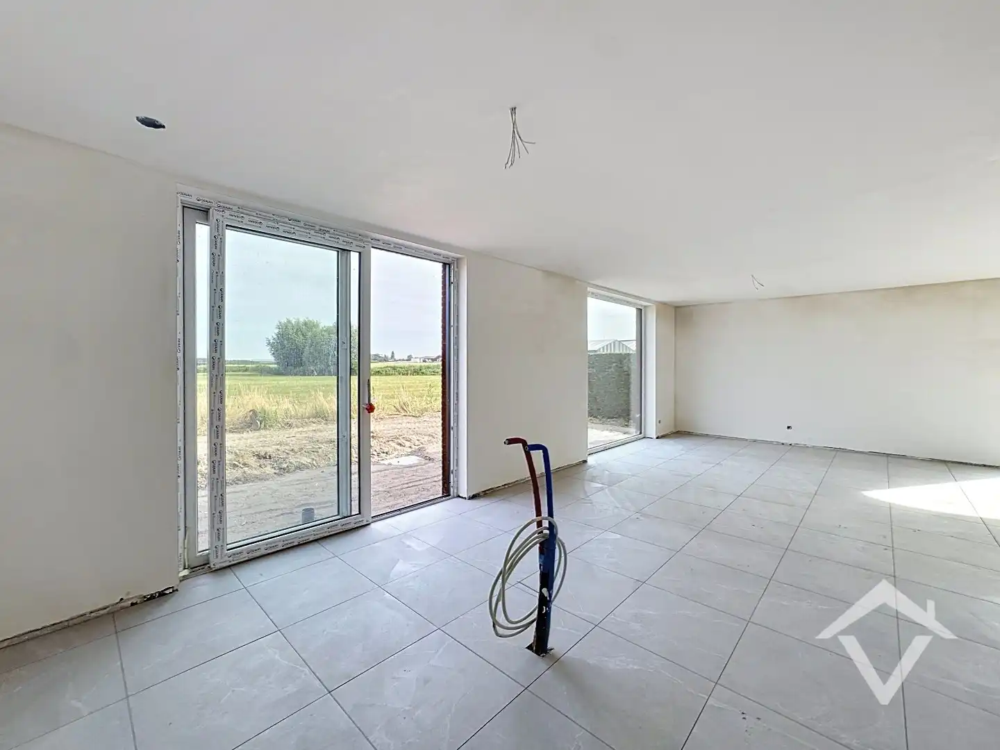 Nieuwbouwwoning met 4 slaapkamers te Westkerke foto 9