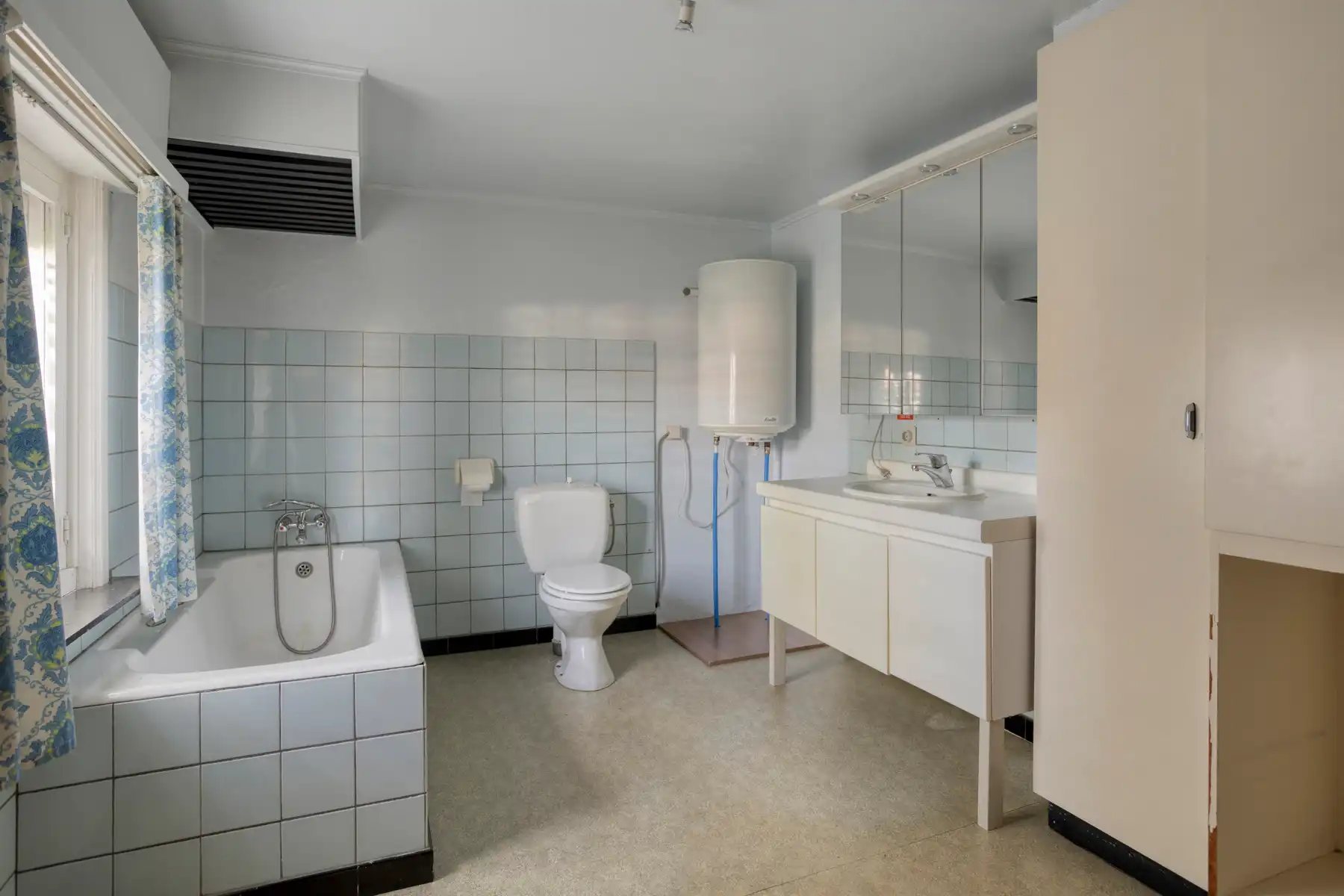 Te renoveren woning op uiterst rustige locatie foto 14