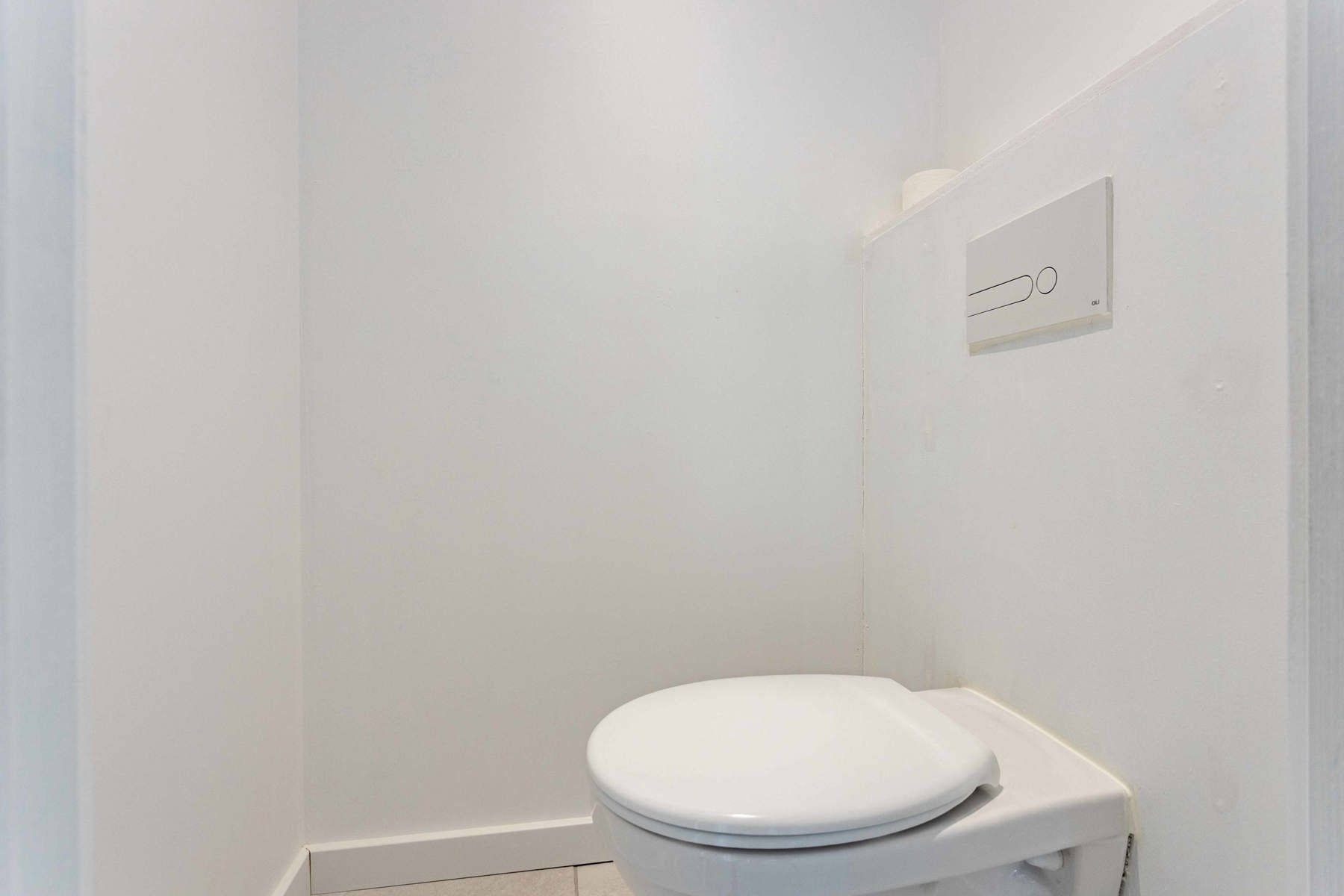 Te huur: Energiezuinig appartement met 2 slaapkamers te Aalst! foto 18