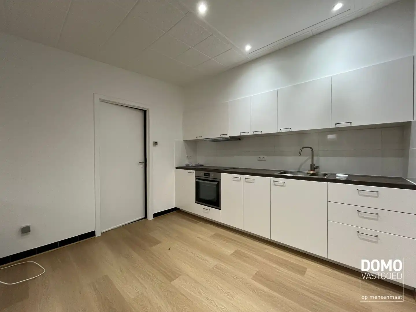 RUIME HALFOPEN WONING MET 3 SLAAPKAMERS IN LUMMEN  foto 5