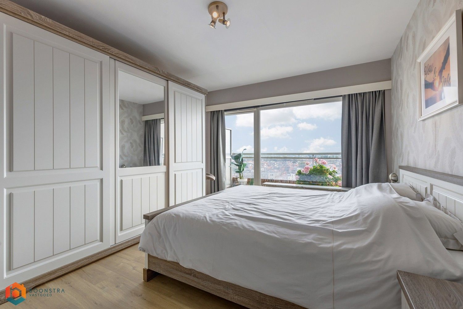 Gerenoveerd app. met 2 slpkrs en parking in Mechelen foto 18