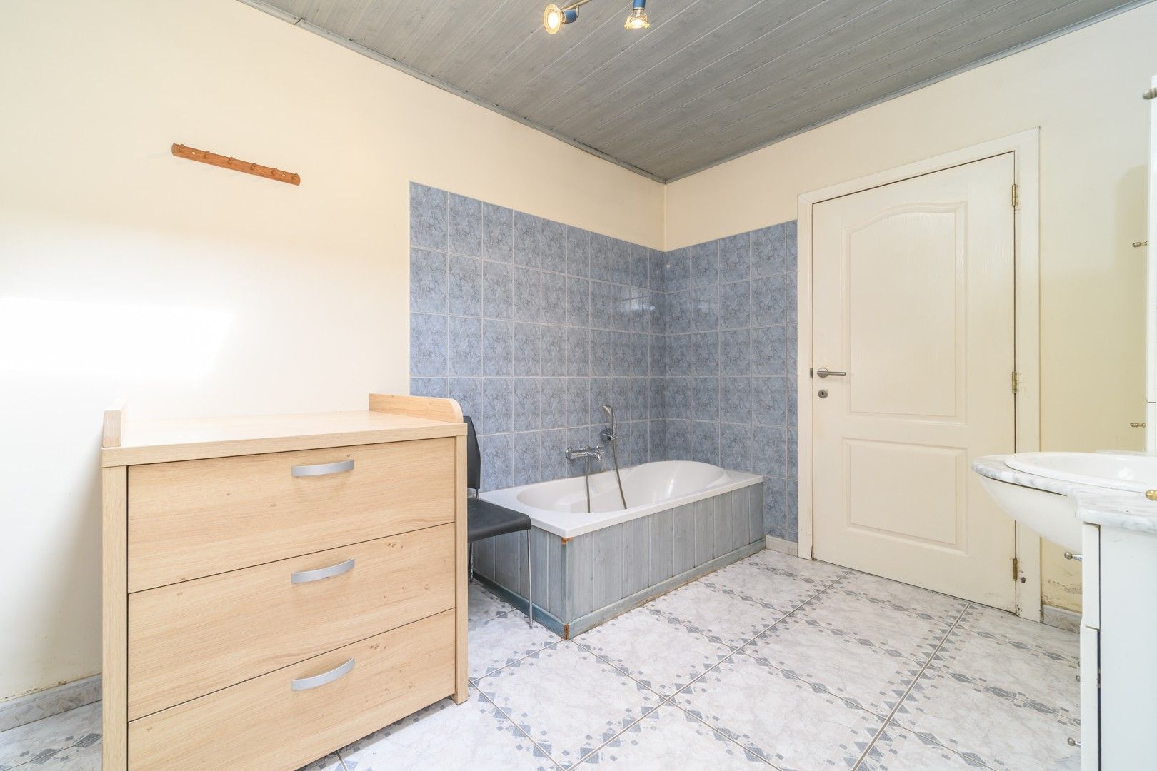 Gunstig gelegen,  ruime op te frissen gezinswoning te Borsbeke foto 10