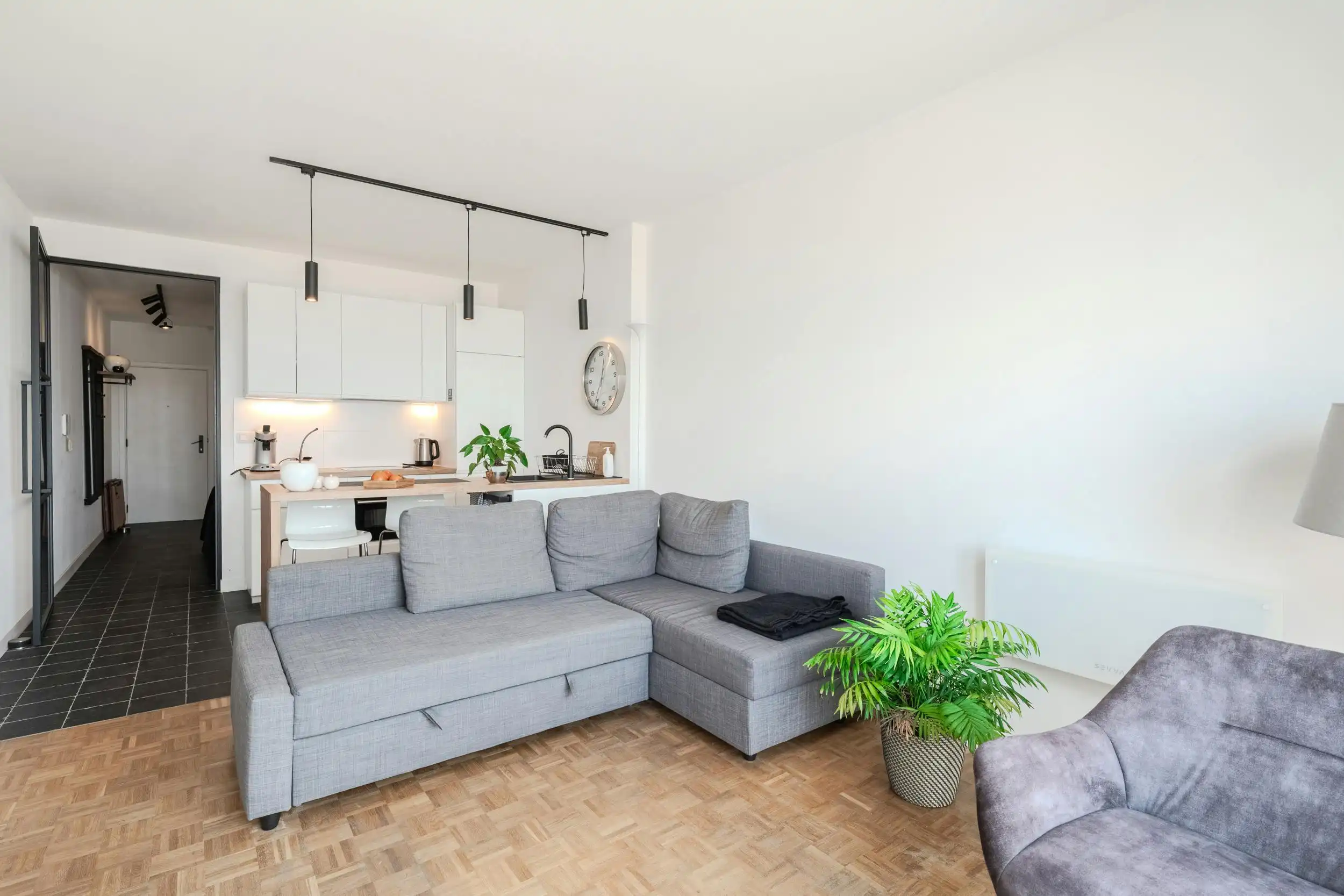 Ruime studio met prachtig frontaal zeezicht te Middelkerke foto 7