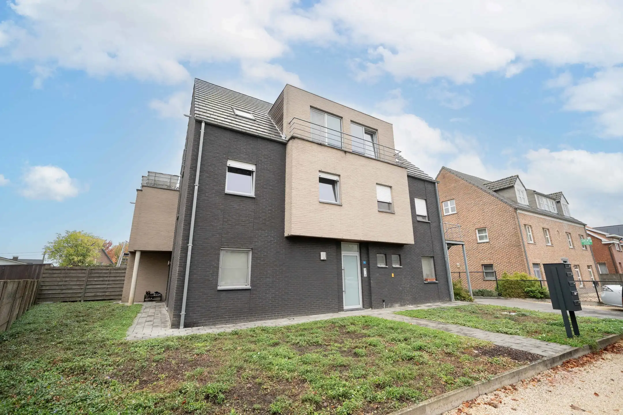 Penthouse met 1 à 2 slaapkamers, dressing en ruim terras foto 2