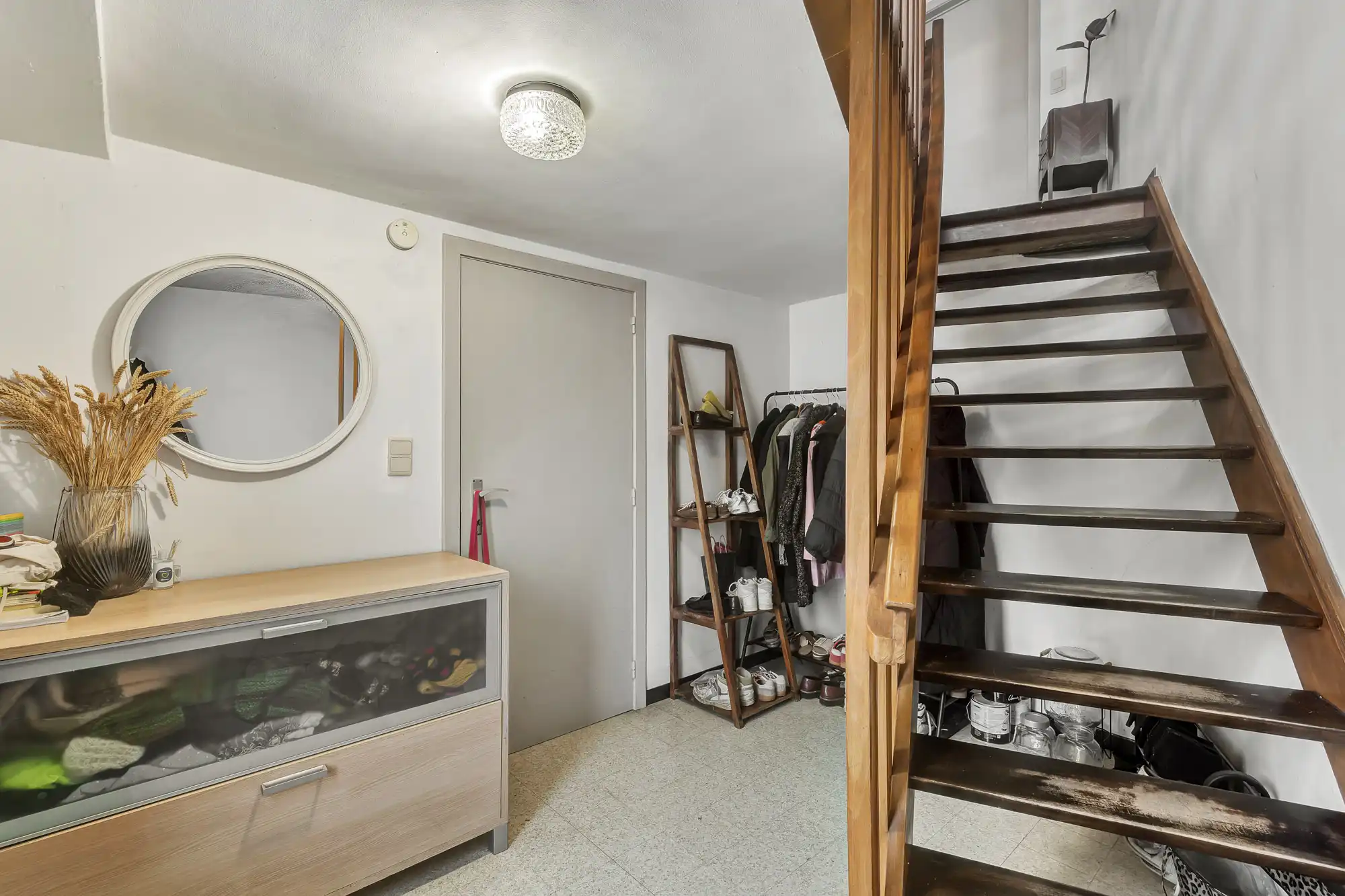 Te renoveren halfopen woning met tuin op toplocatie foto 10