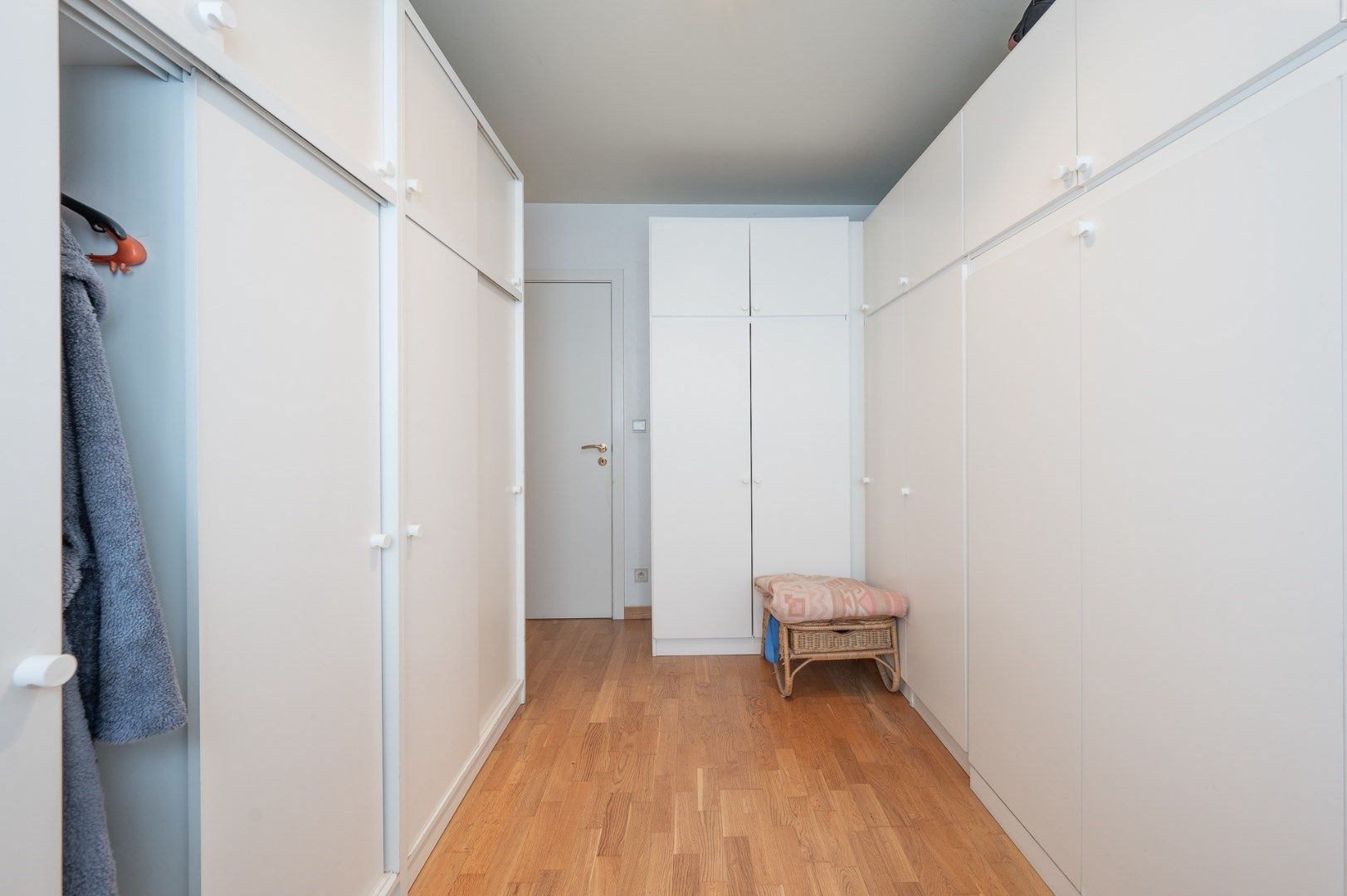 Hoekappartement en studio gelegen aan de westkant van de Lippenslaan foto 16