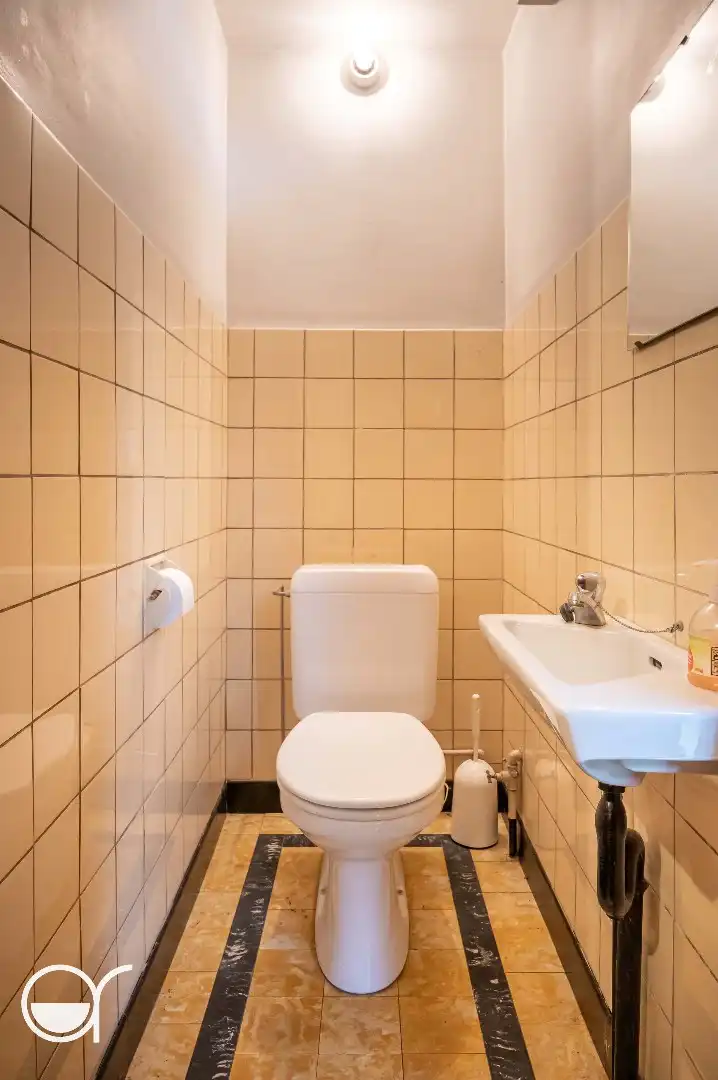 Te renoveren halfopen bebouwing op gegeerde locatie  foto 5