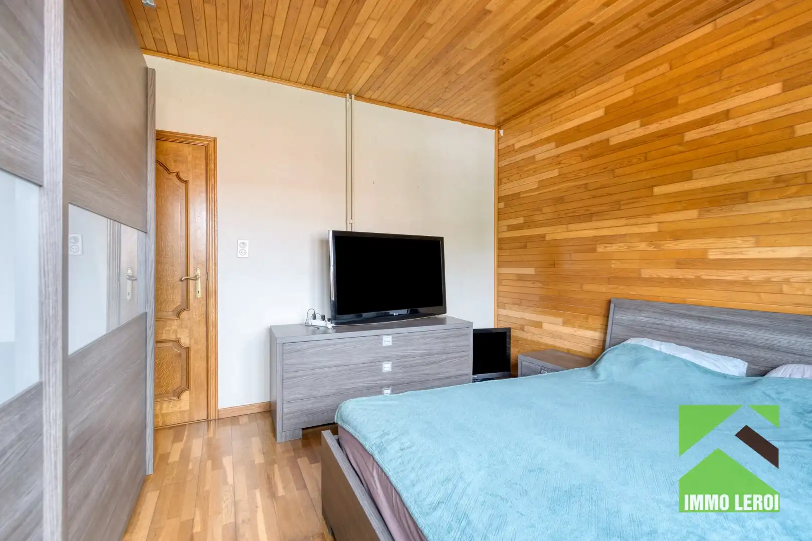 Ruime woning + 400m² opslagruimte/ werkplaats - Tongeren-Noord foto 14