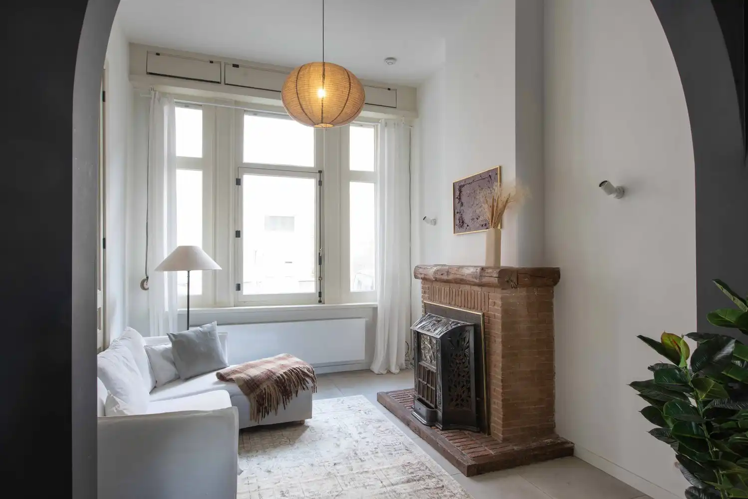 Gerenoveerd herenhuis met 4 slaapkamers en heerlijke tuin in Zurenborg foto 5