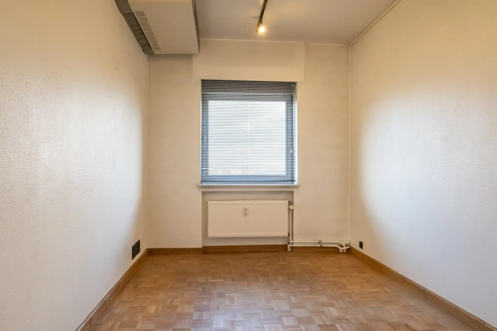 Appartement met twee slaapkamers op 10de verdieping foto 15