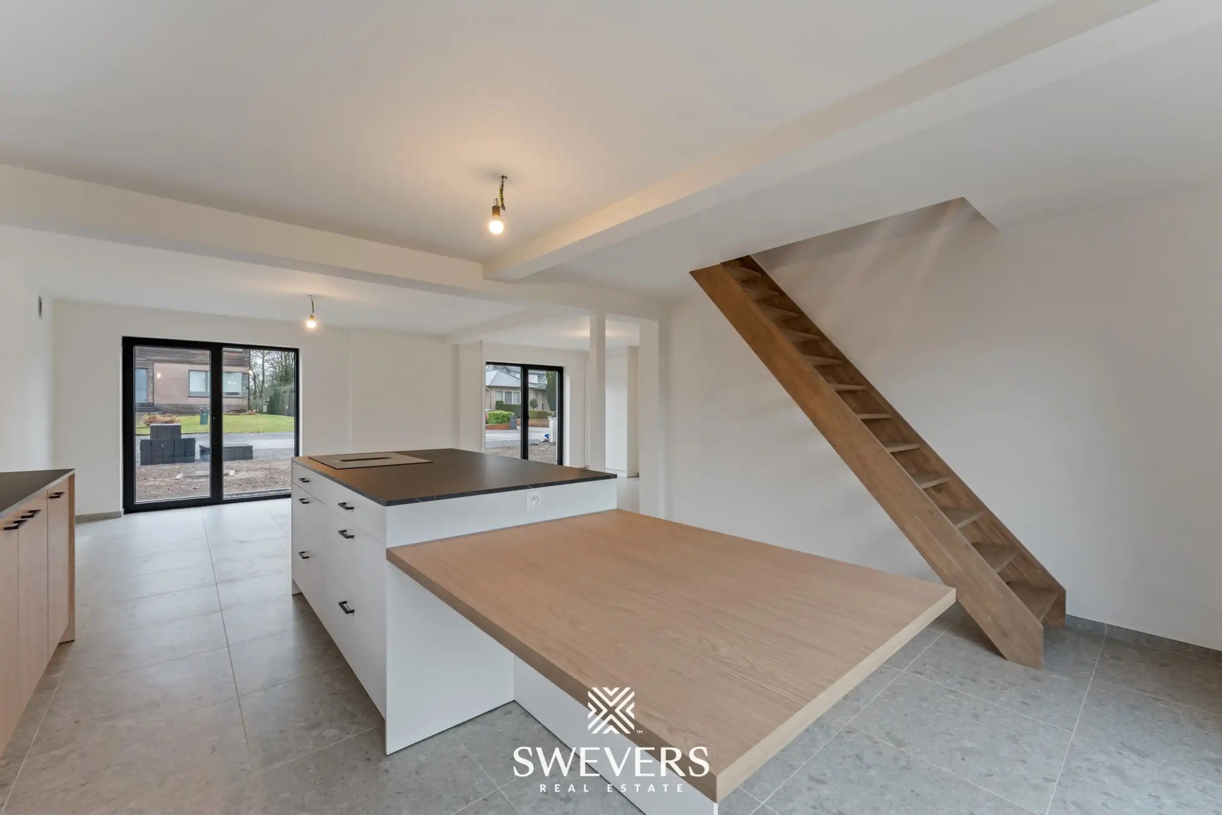 Exclusief wonen (253 m²) in een volledig gerenoveerde open bebouwing te Zonhoven (aankoop aan 2% mogelijk) foto 13