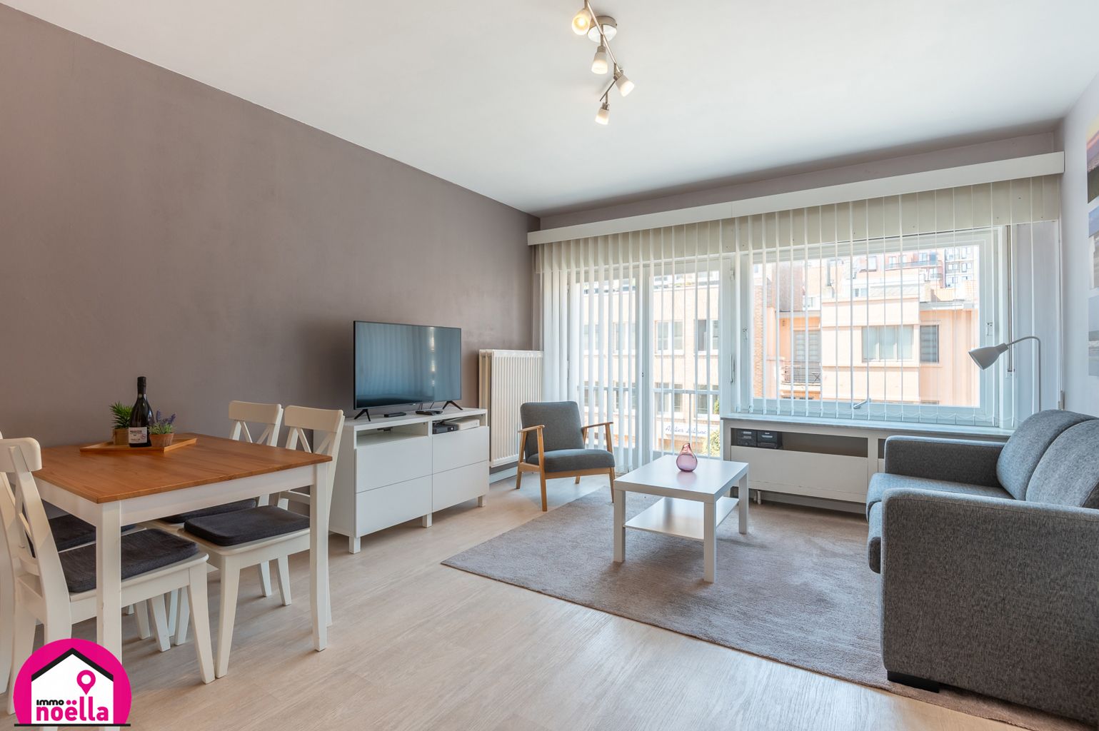 TE KOOP MODERNE STUDIO TE WESTENDE! foto {{pictureIndex}}