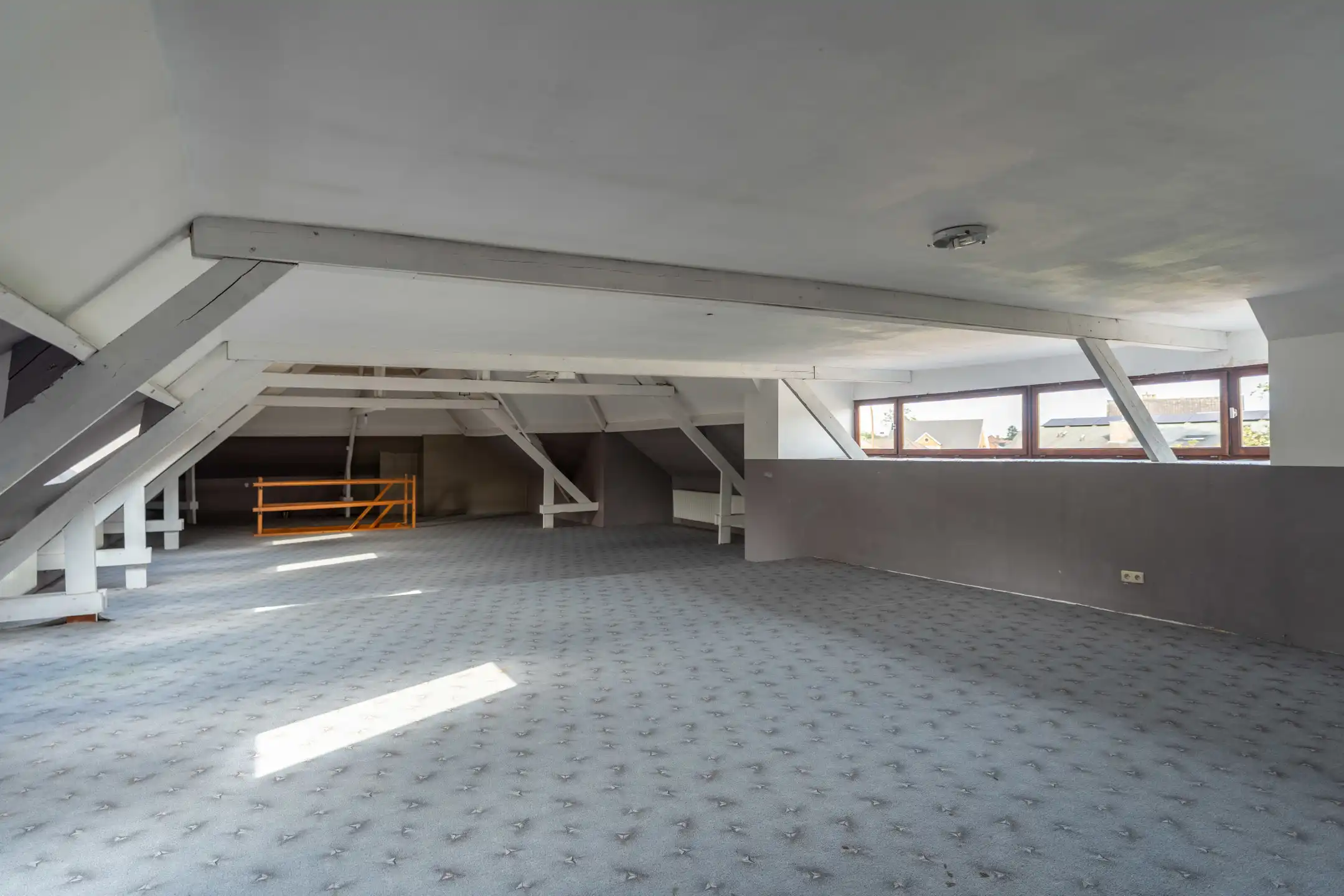 Charmante laagbouwvilla met 4 slpks (mog. meer) op 916 m² foto 34