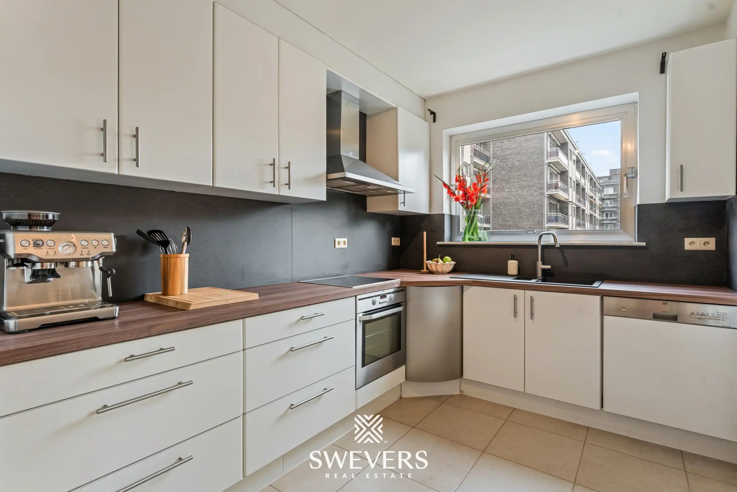 Gerenoveerd 2 slaapkamer-appartement (98m2) vlakbij centrum Hasselt (EPC B) foto 33