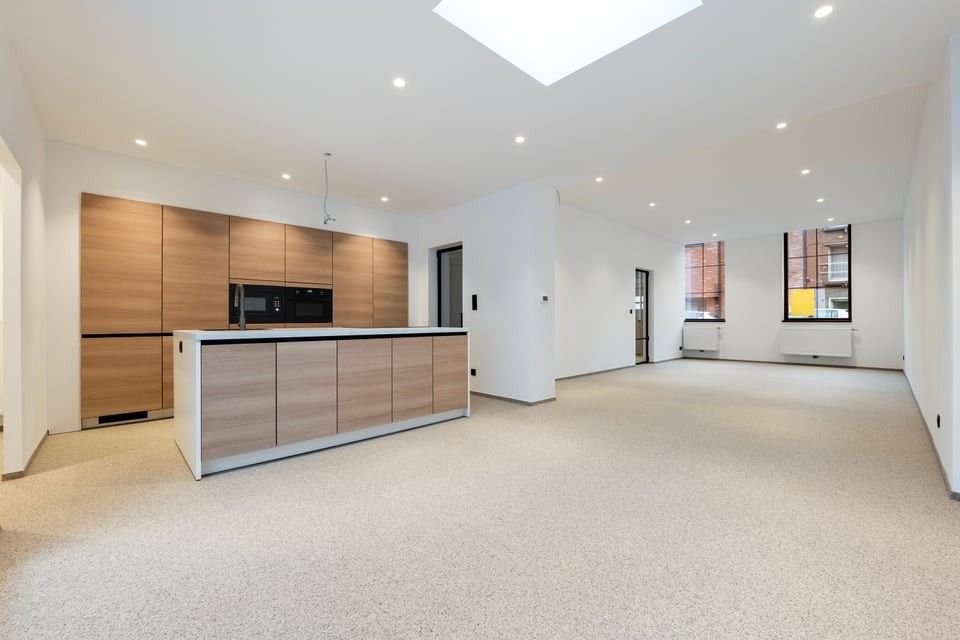 PRACHTIG GERENOVEERDE HERENWONING MET 3 SLPKS OP CENTRALE LIGGING foto 11