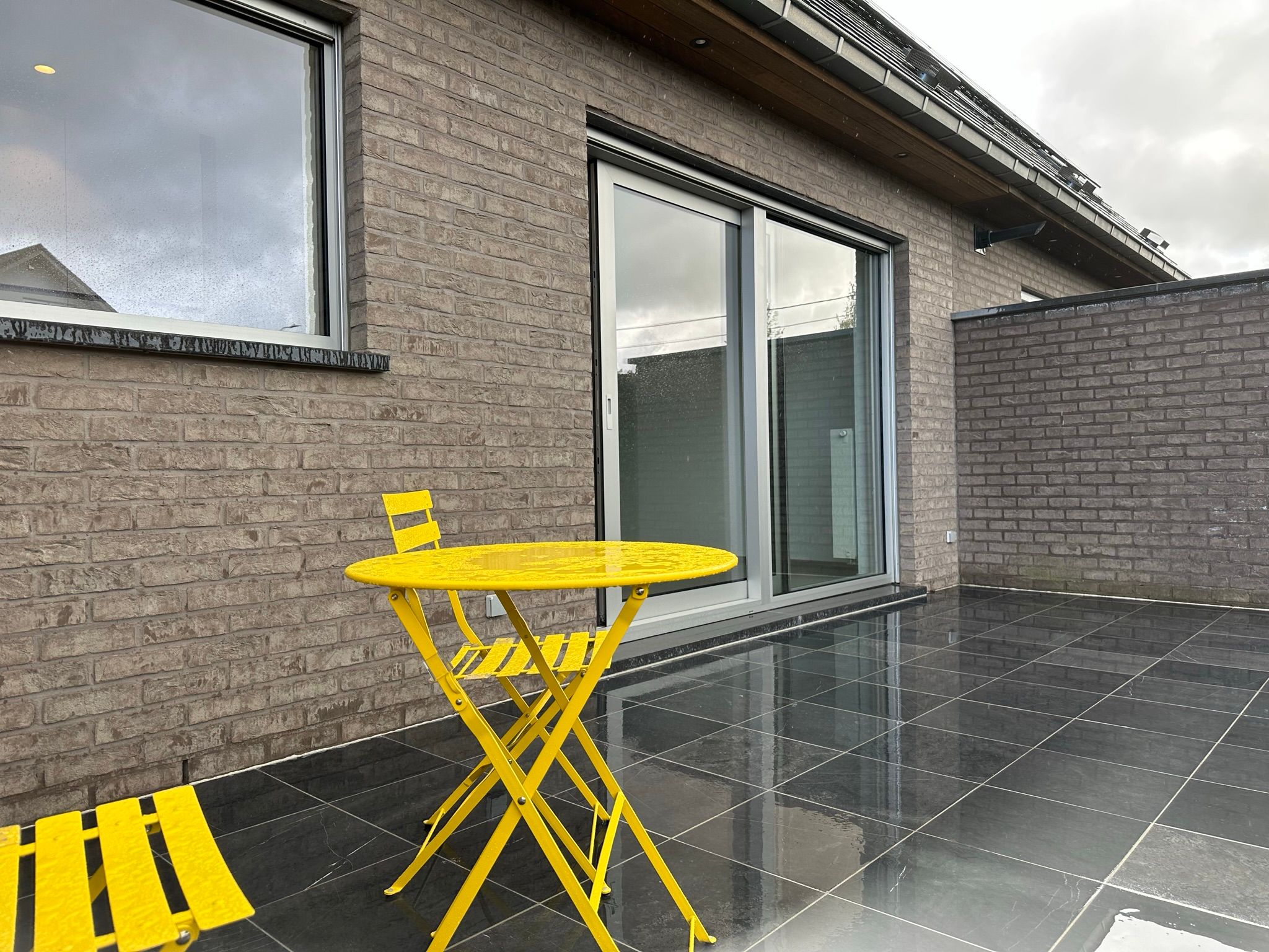 Recente nieuwbouwwoning met 4 slaapkamers foto 12