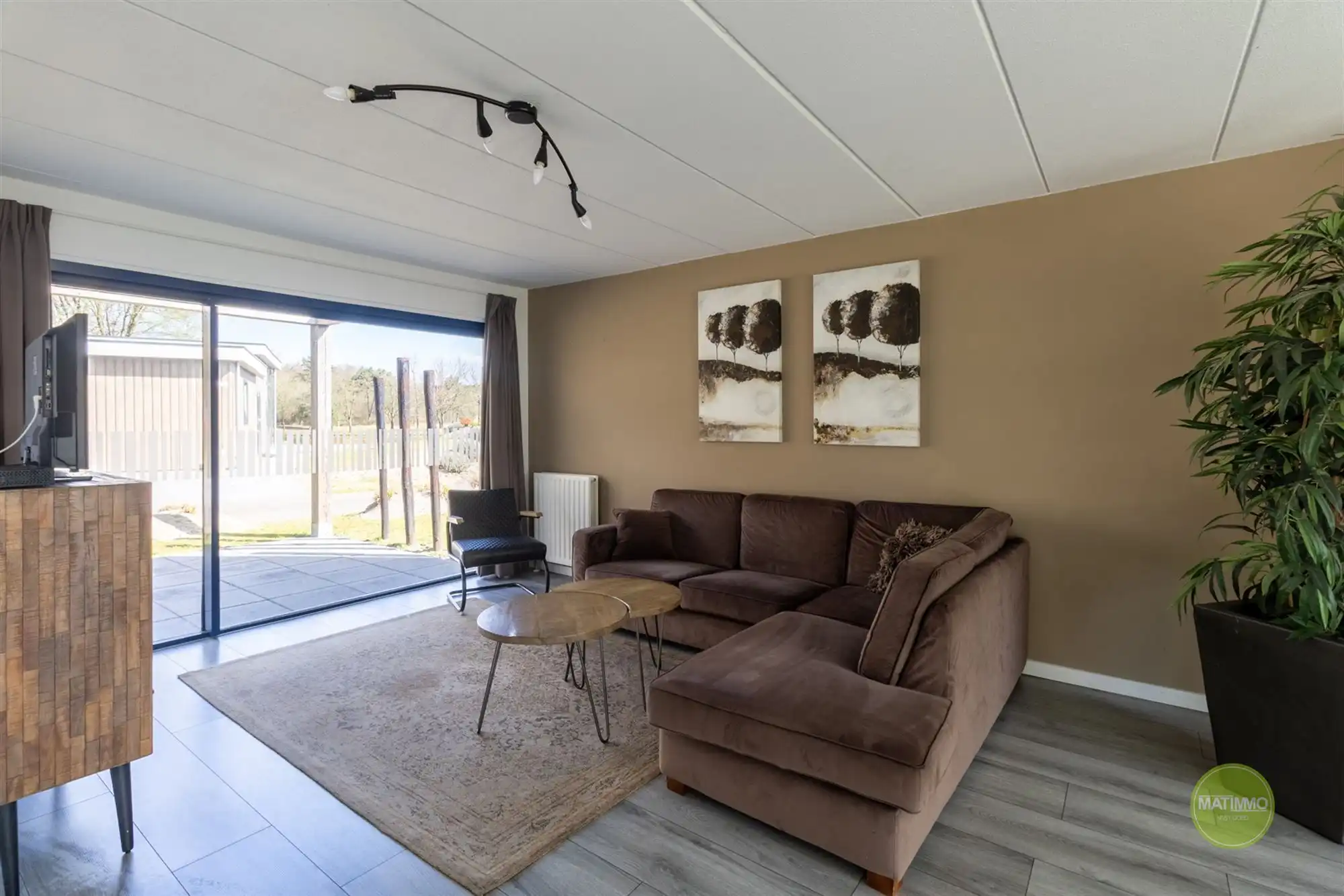 Moderne vakantiebungalow in EuroParcs Zilverstrand te Mol foto 7