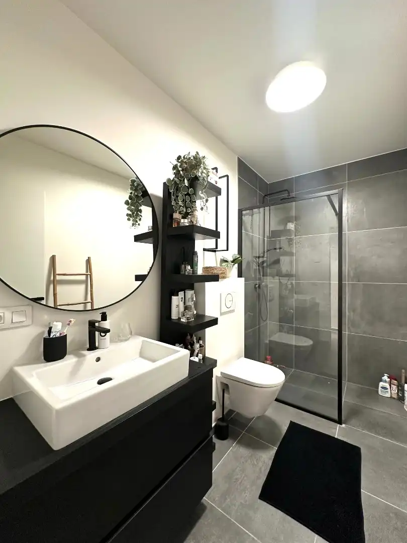 Stijlvol afgewerkt nieuwbouwproject foto 11