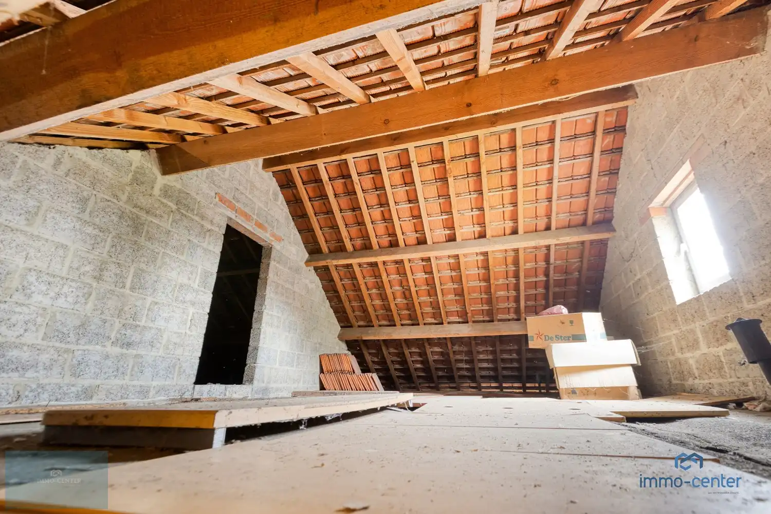 Ruime gezinswoning met tuin aan natuurgebied De Caetsweyers. foto 25