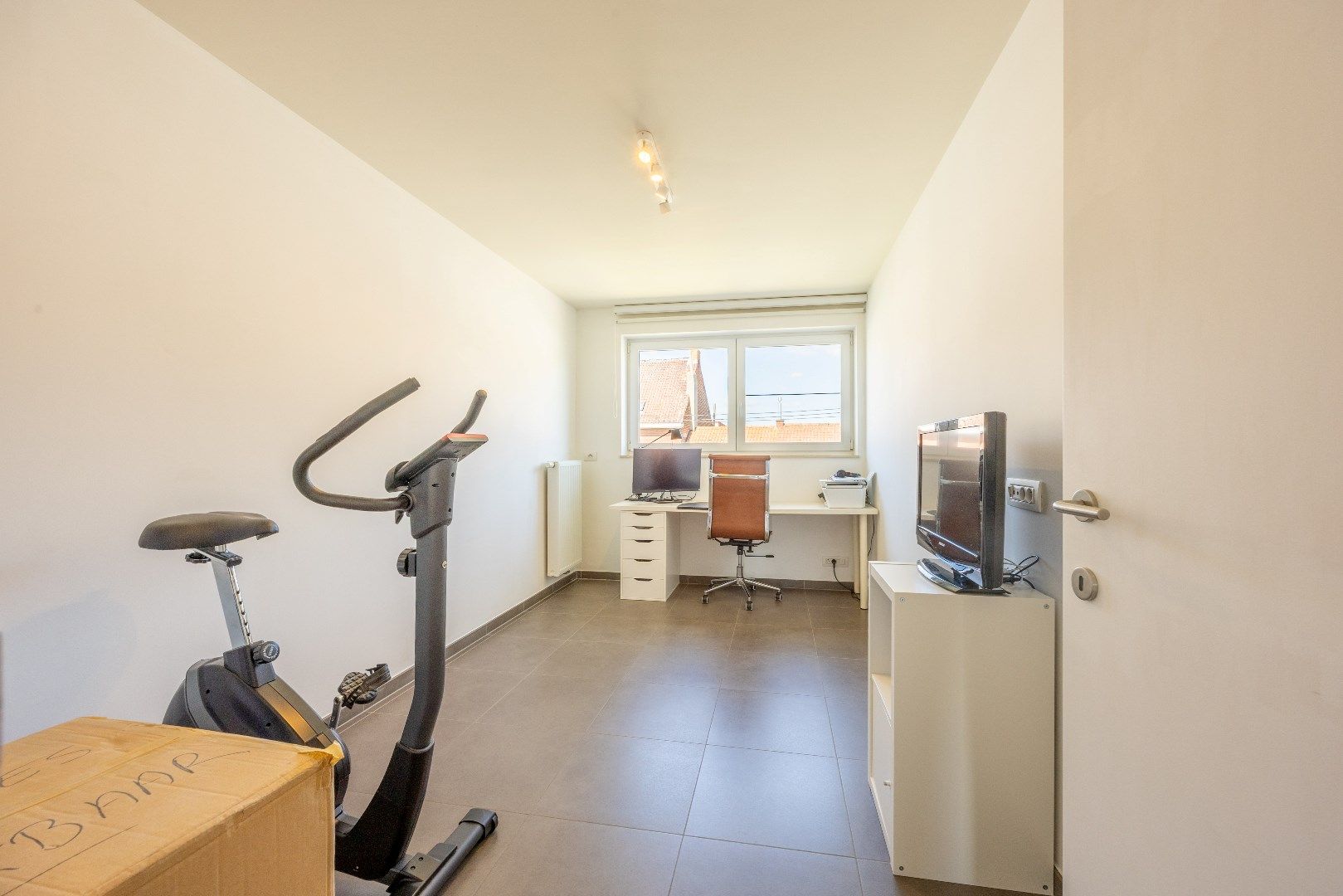 RUIME, KLASSEVOLLE EN ENERGIEZUINIGE WONING  foto 10