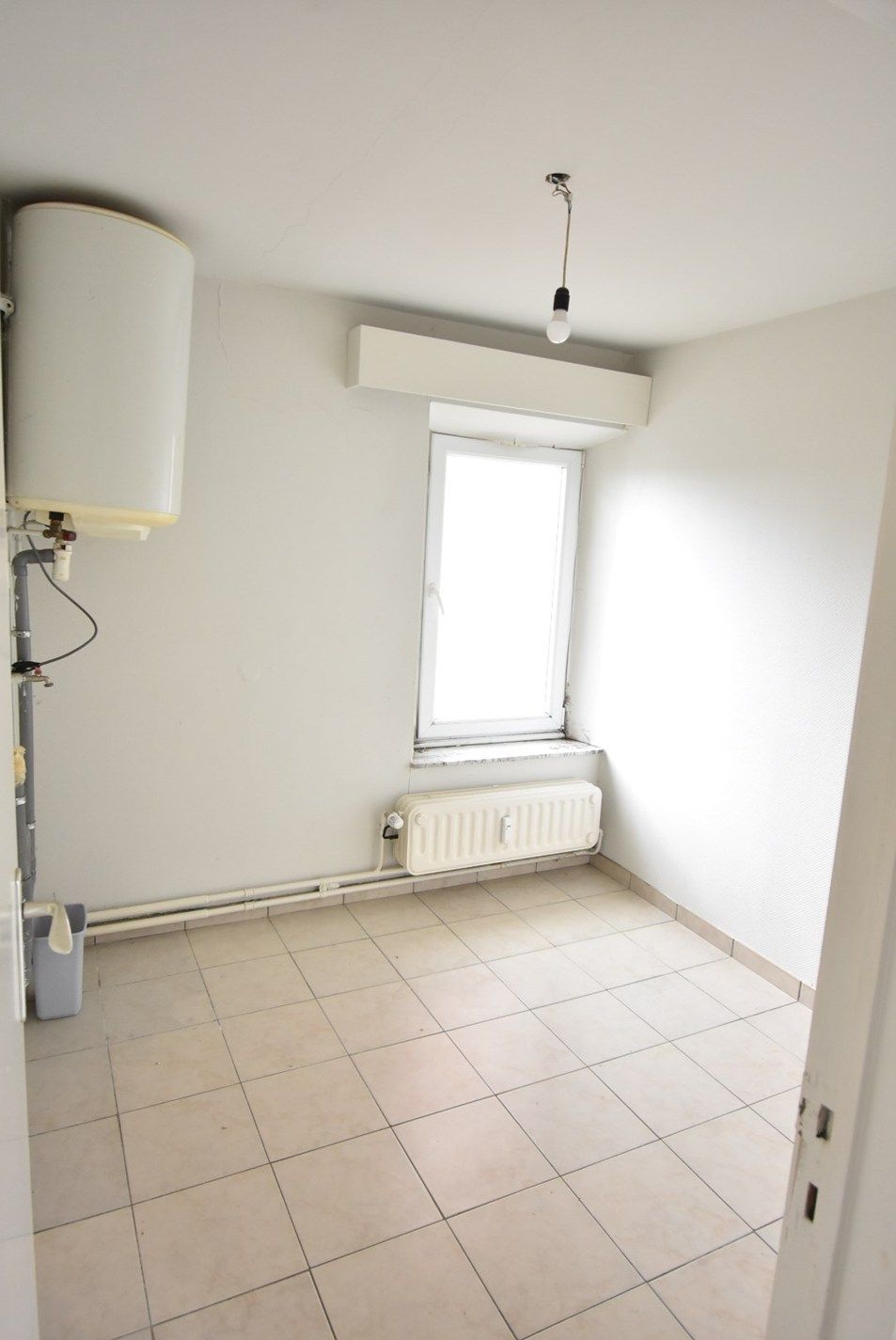 Degelijk appartement met 2 slaapkamers in centrum Hoeselt foto 9