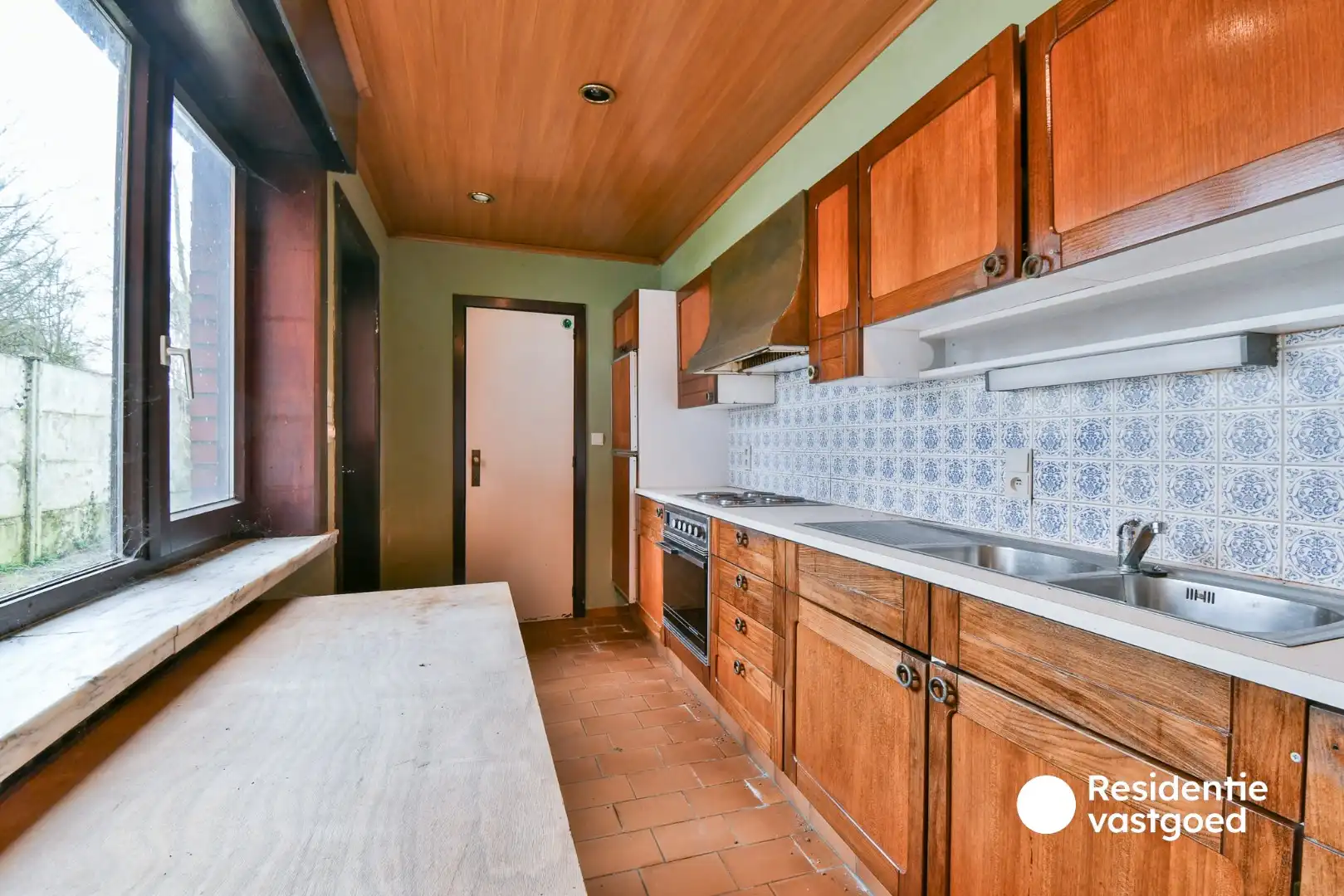 Renovatieproject met veel potentieel in het hart van Torhout! foto 4