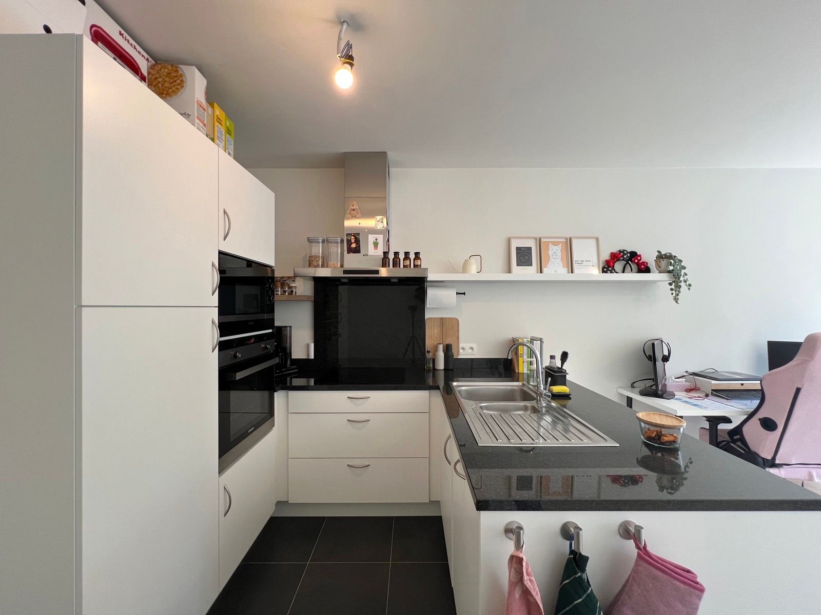 Zonnig appartement met 2 slaapkamers, terras en staanplaats  foto 6