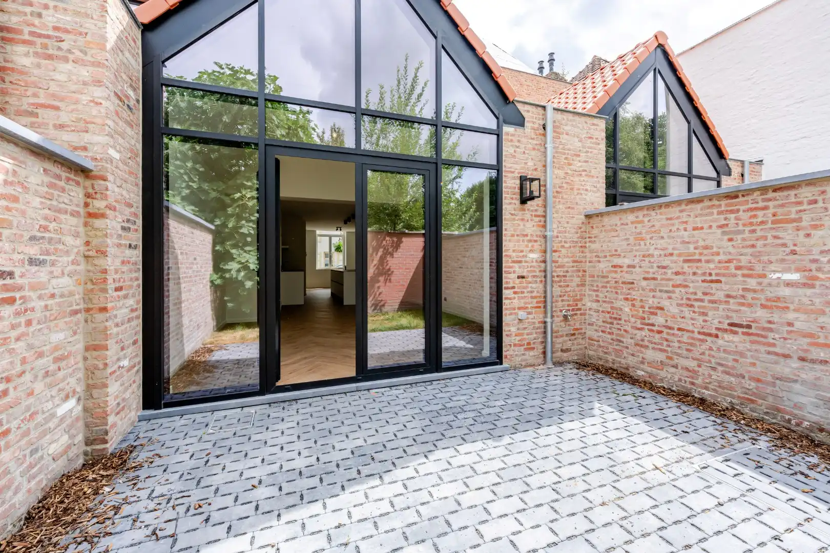 Exclusieve nieuwbouwwoning te huur met 3 slaapkamers in het hart van Brugge foto 17